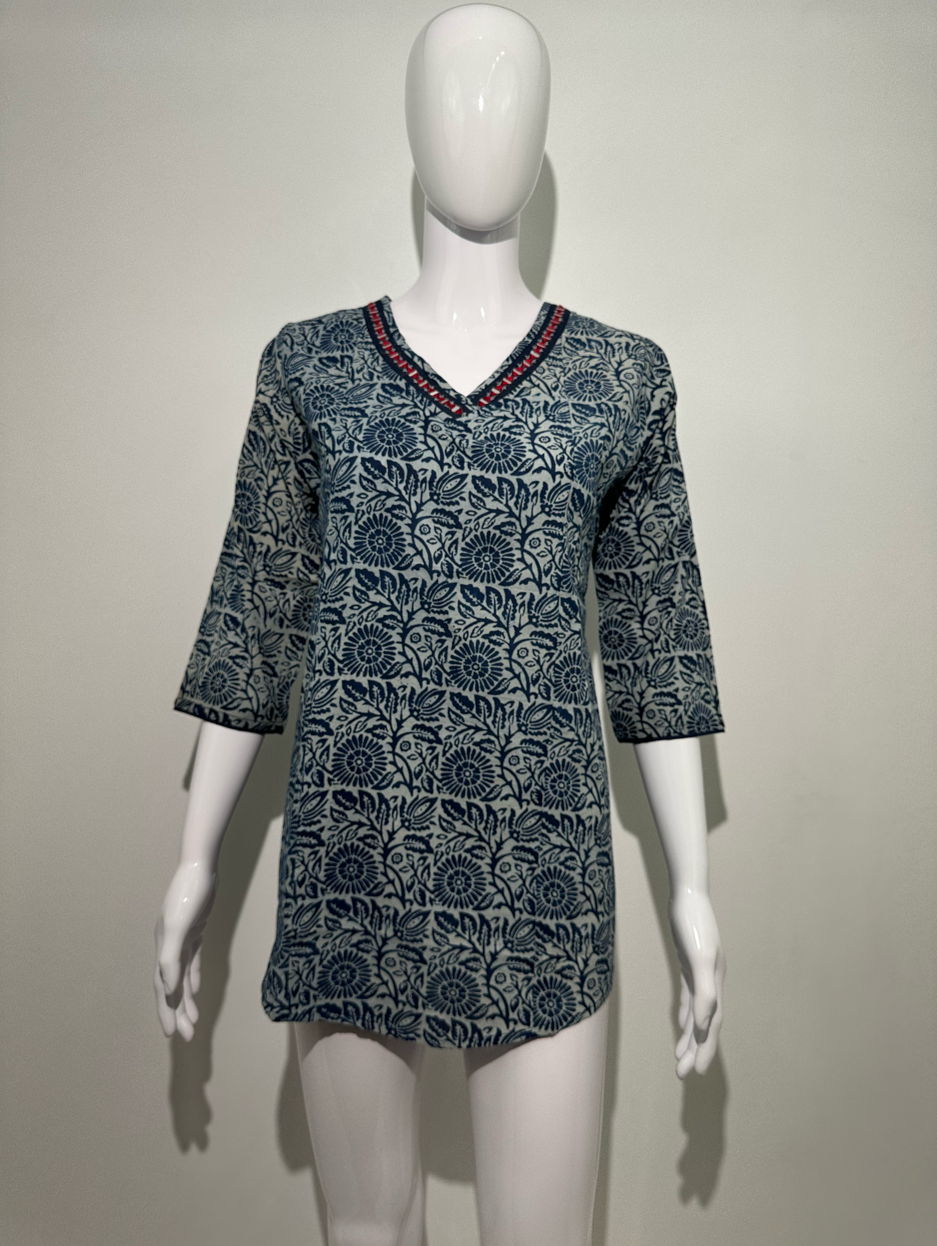 Image of Kalamkari Print Mirror work Tunic