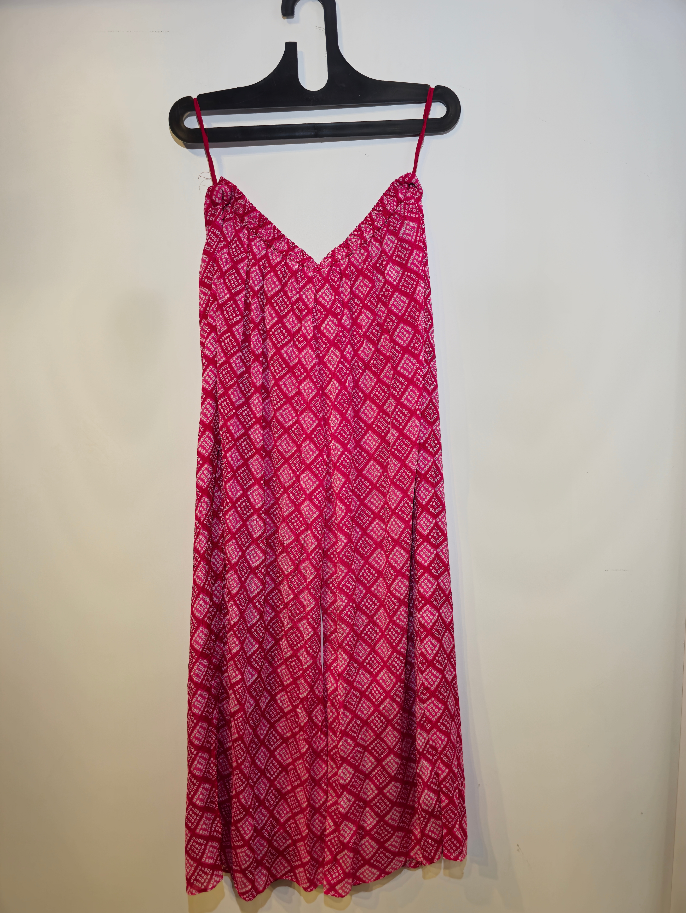 Image of Chinnon Silk Bandhni Naira Cut