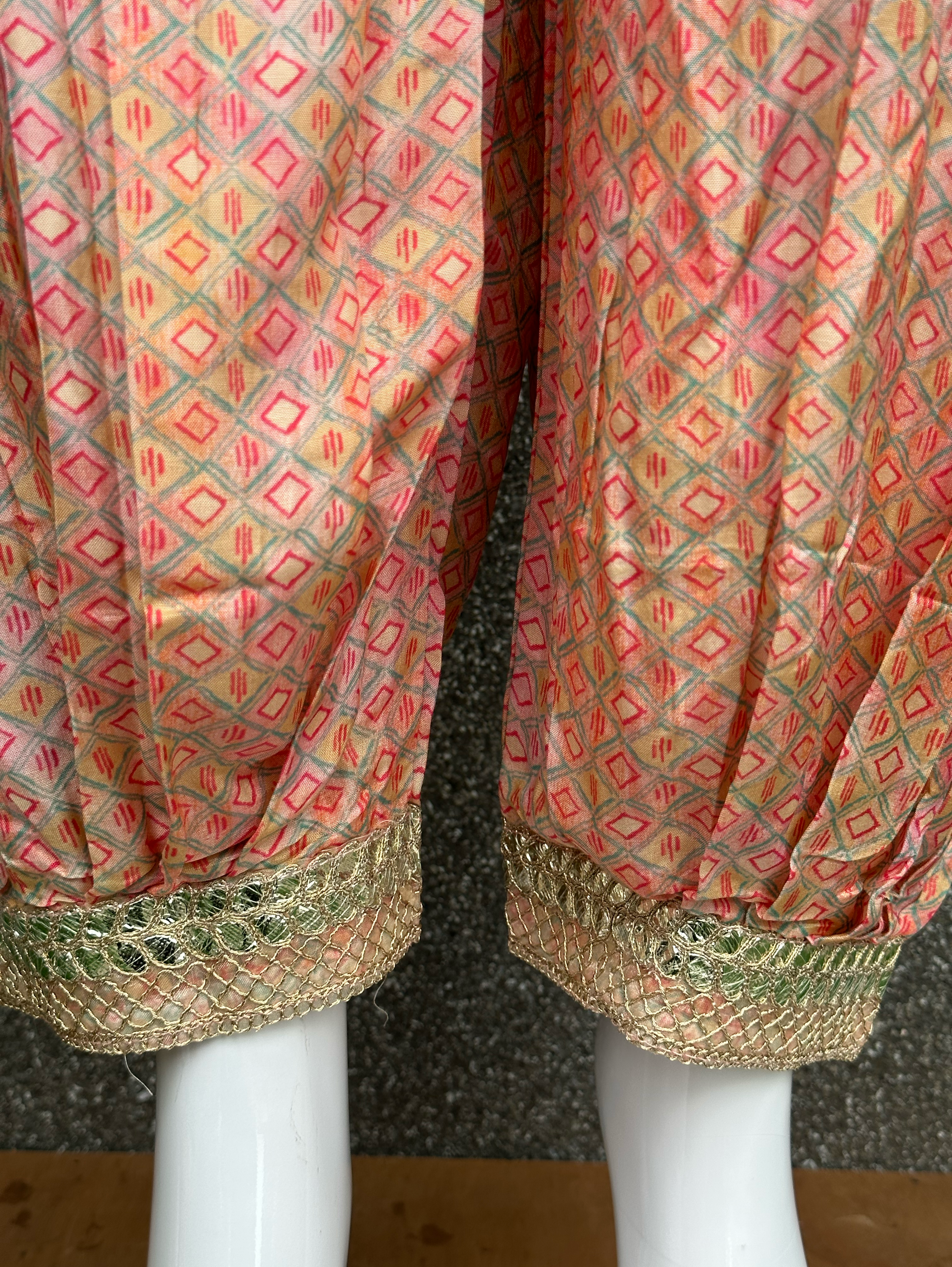 Muslin V Neck Embroidery Coords