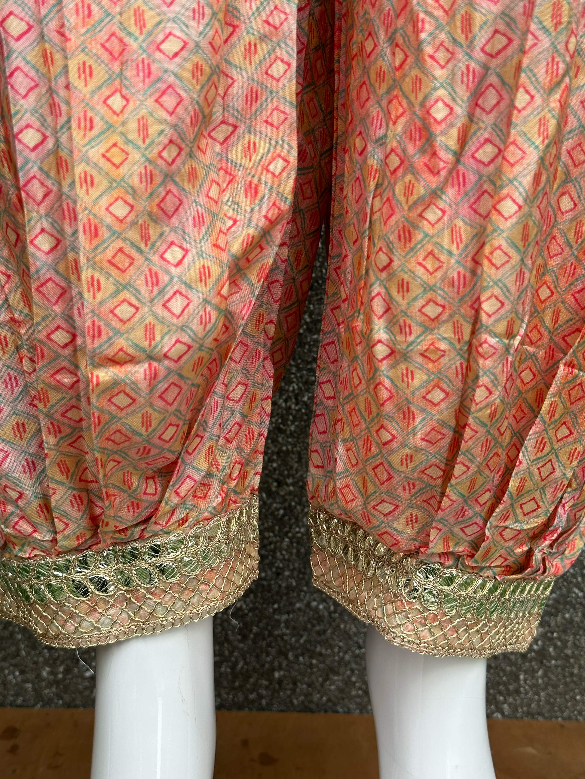 Muslin V Neck Embroidery Coords