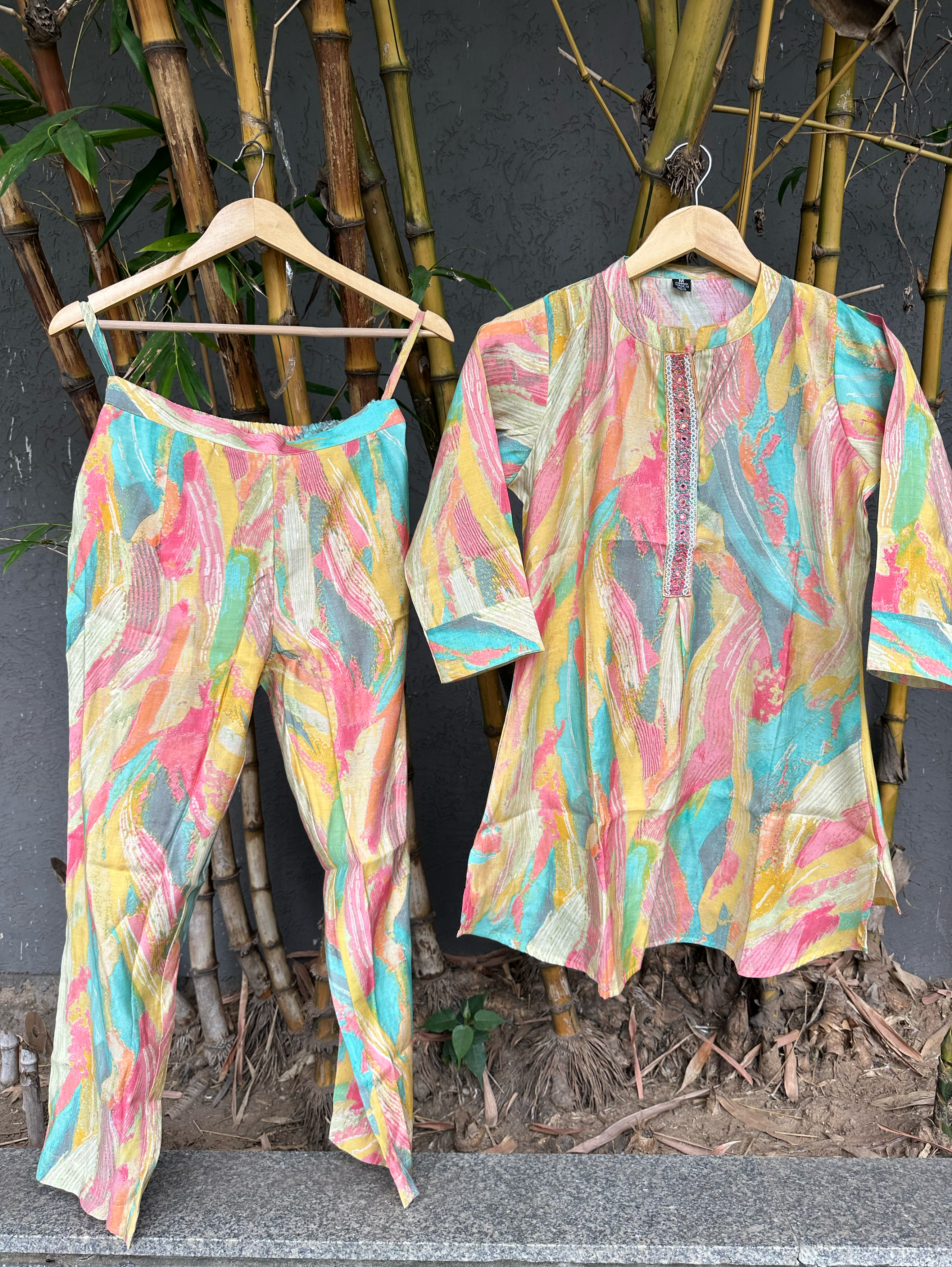 Image of Muslin Stand Patti work Coords