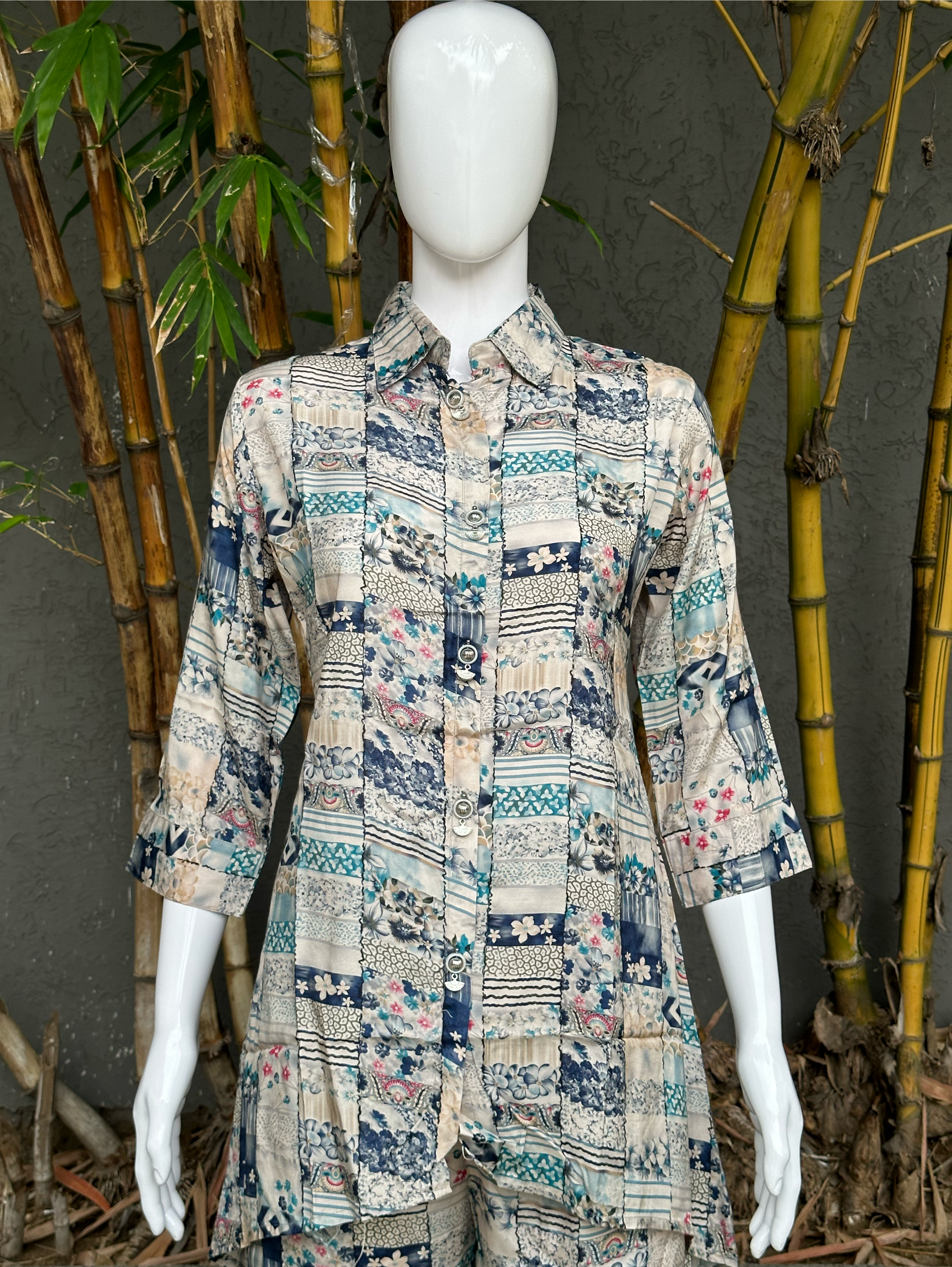 Muslin Coords with Stand Patti Accessories work