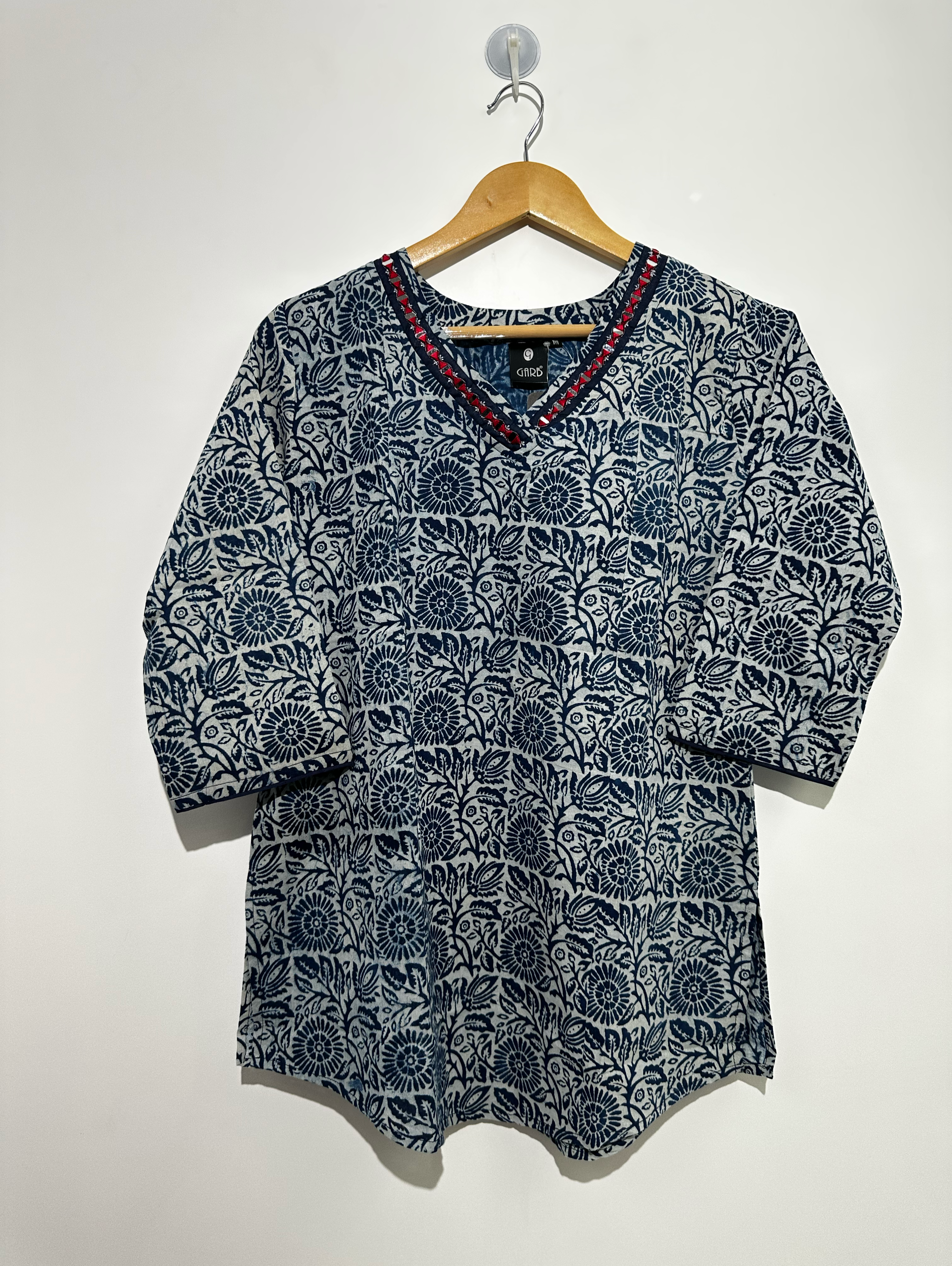 Image of Kalamkari Print Mirror work Tunic