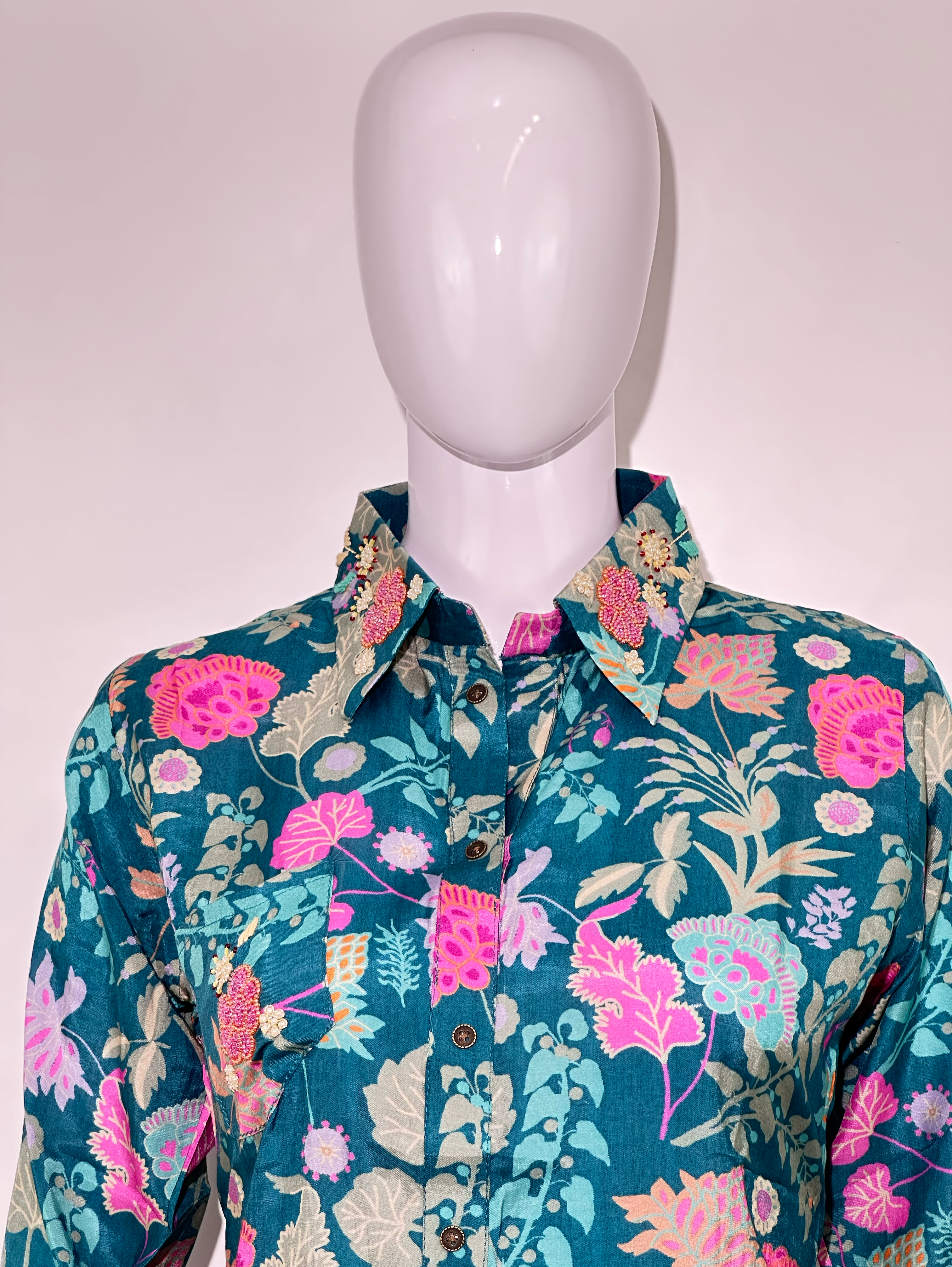 Muslin Hand work Coord Set - Collar Embroidery