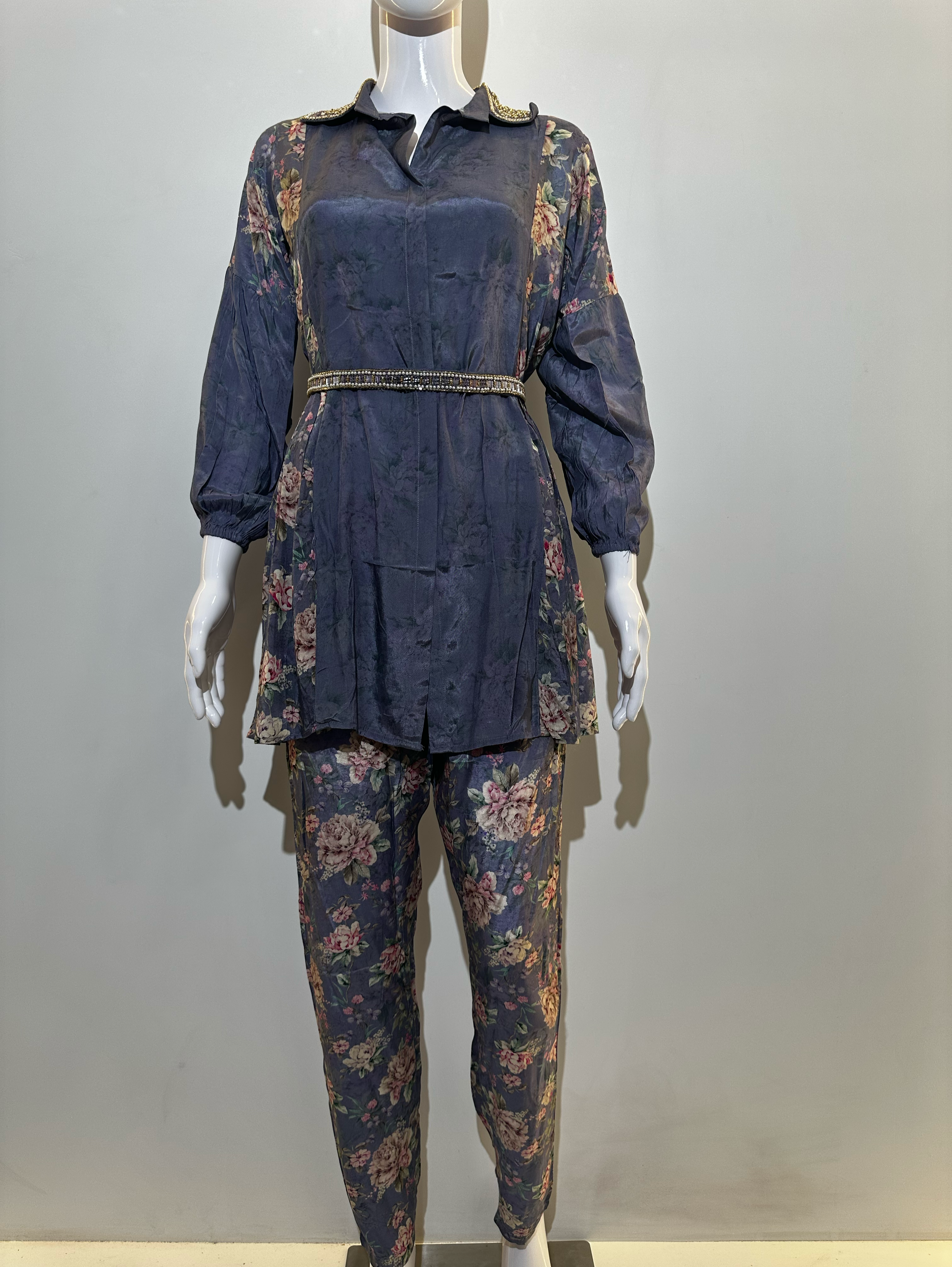 Image of Muslin Coord Set With Premium Moti Work