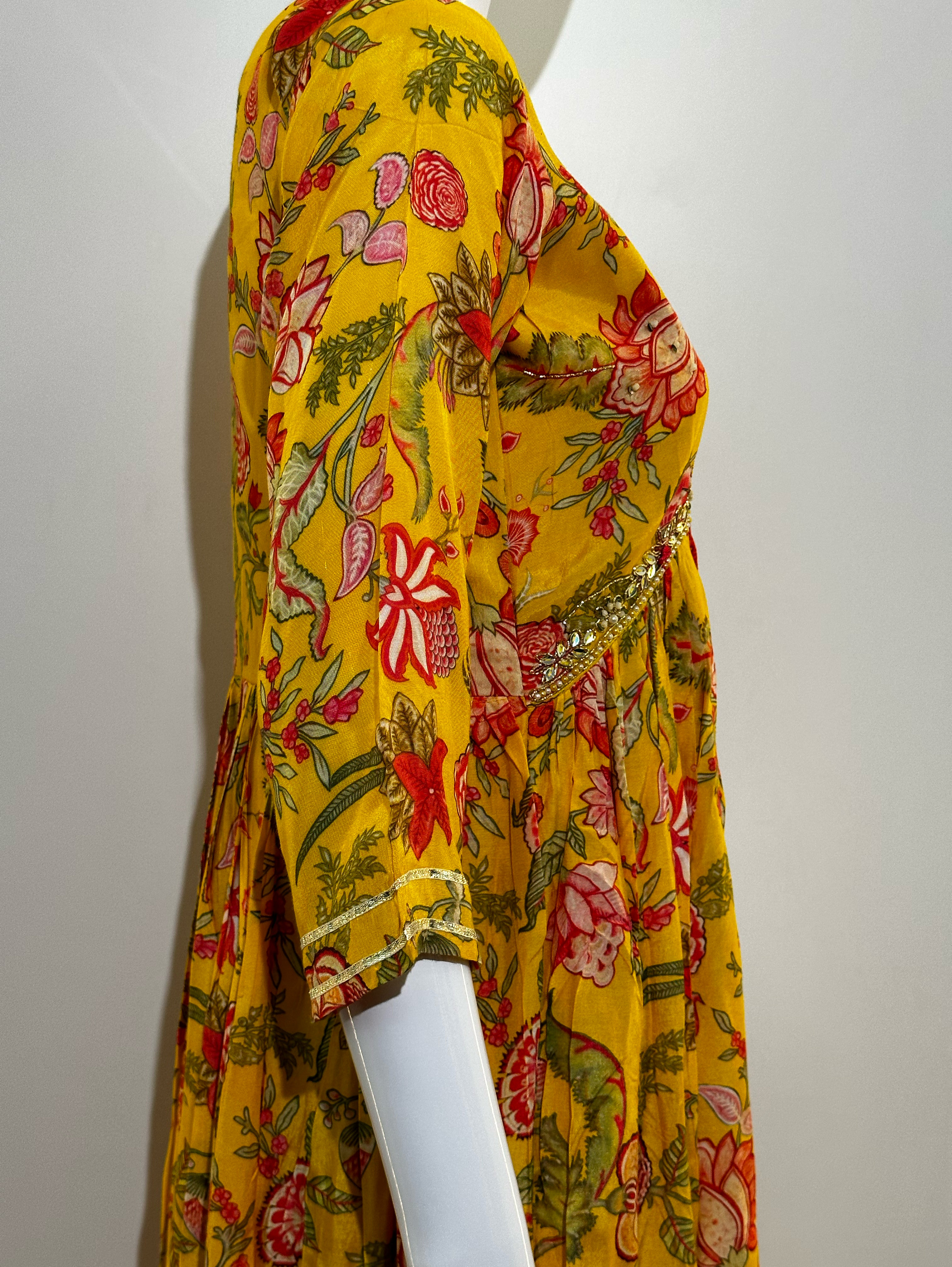 Image of Muslin Alia Cut Gown - 1 Piece