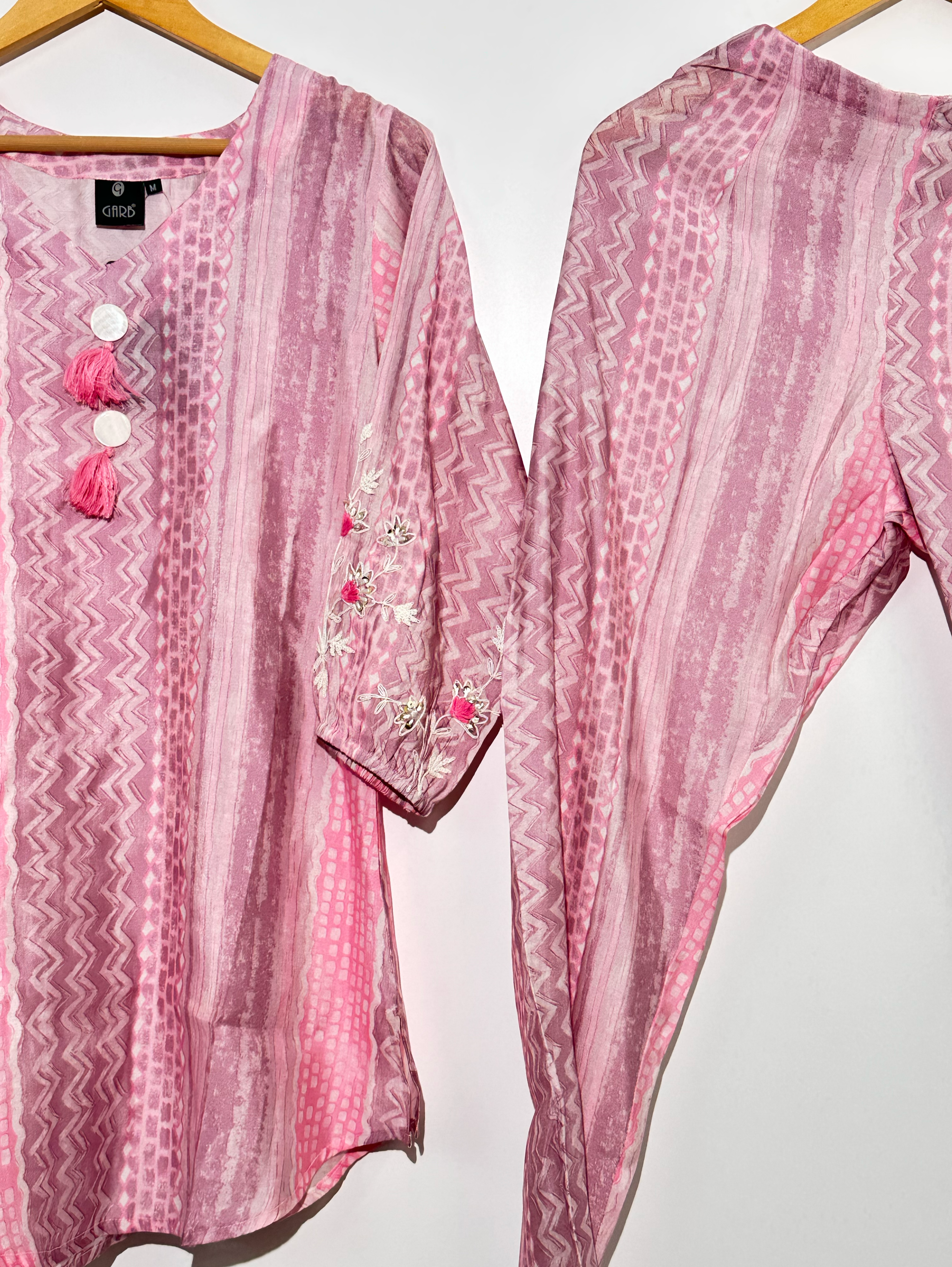 Image of Muslin Coords with Sleeve and Accessories work