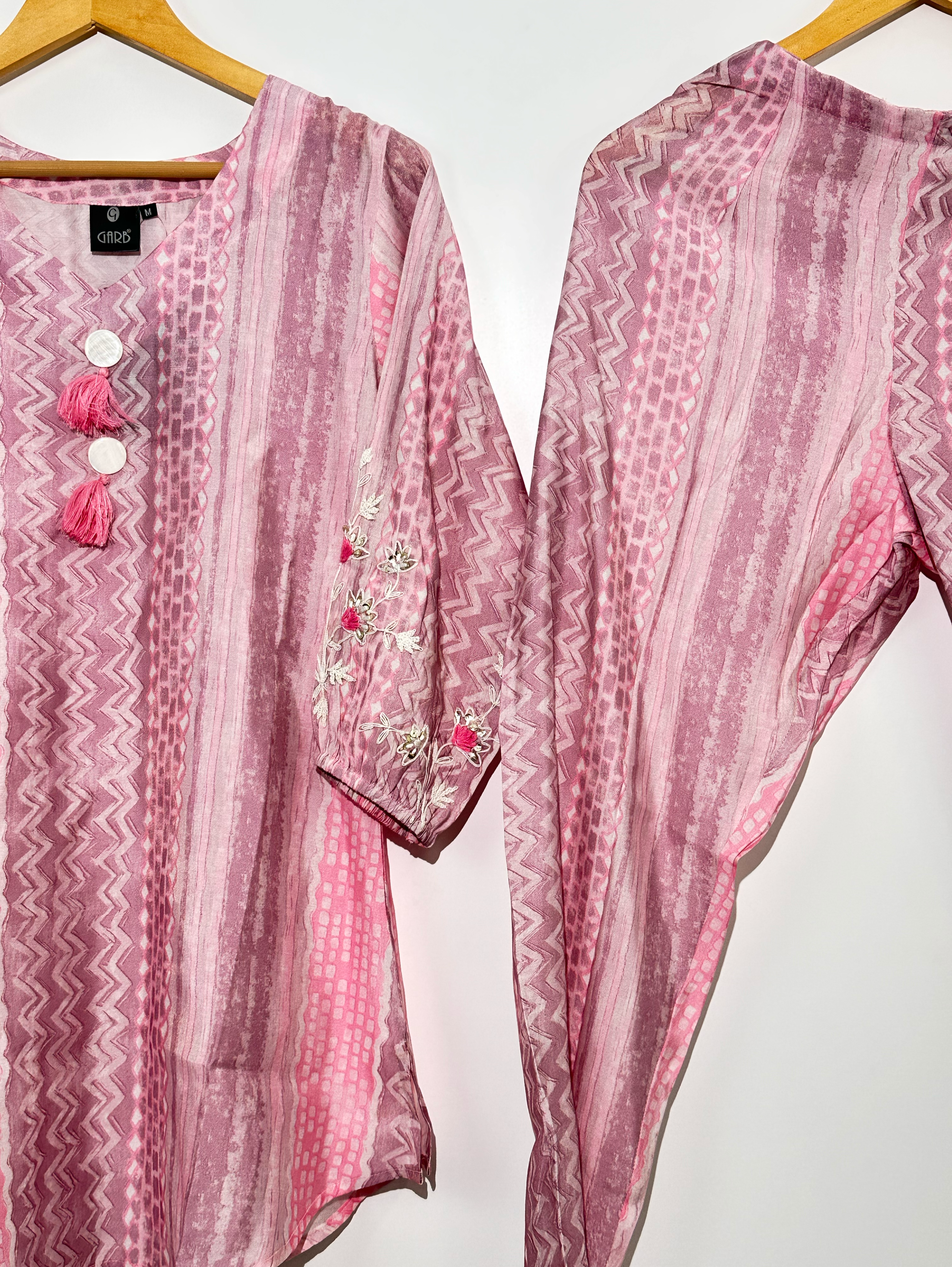 Image of Muslin Coords with Sleeve and Accessories work