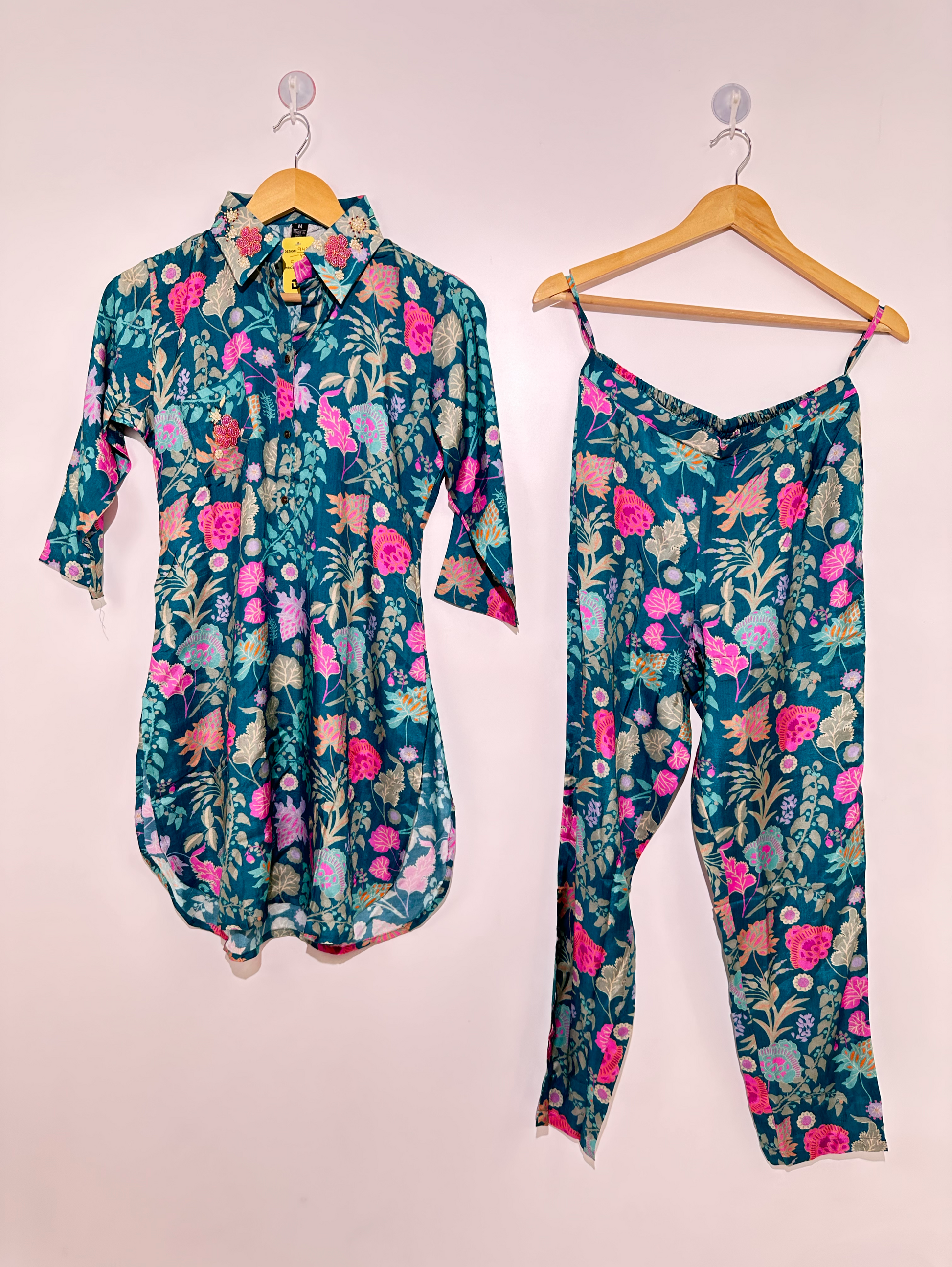 Muslin Hand work Coord Set - Collar Embroidery