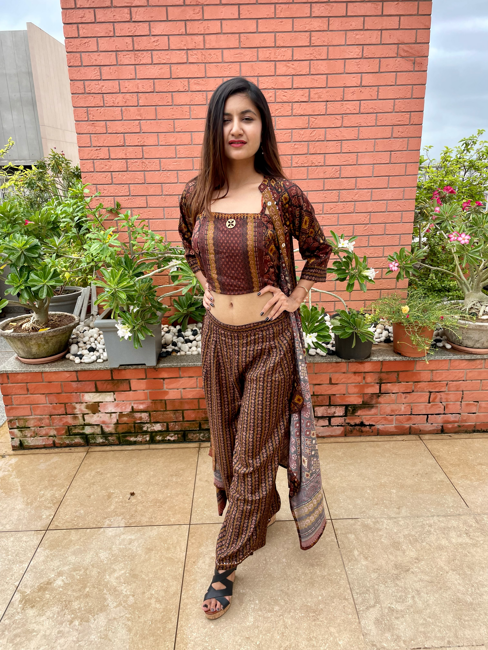 Muslin 3 Piece Coords with Plazzo