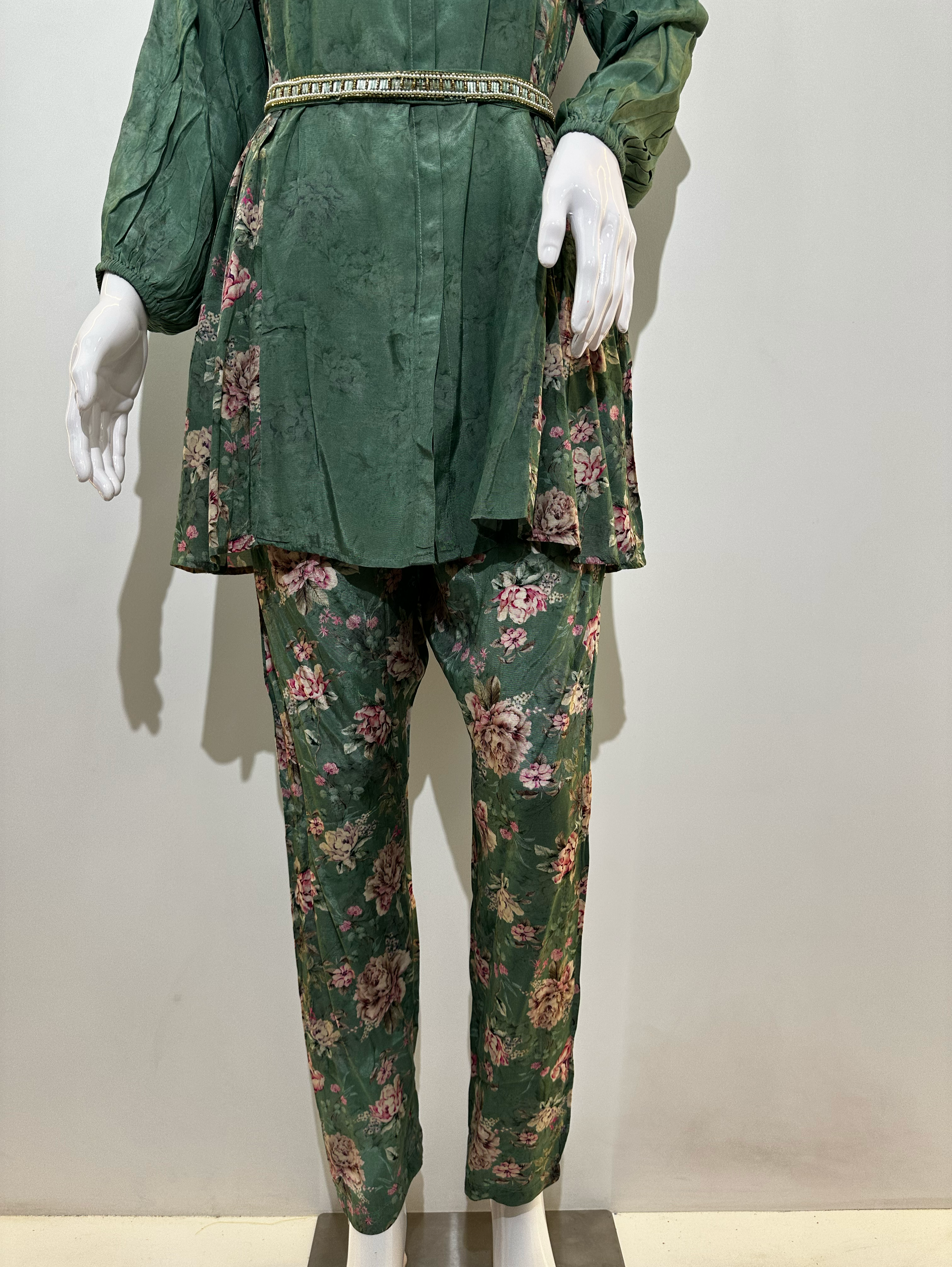 Image of Muslin Coord Set With Premium Moti Work