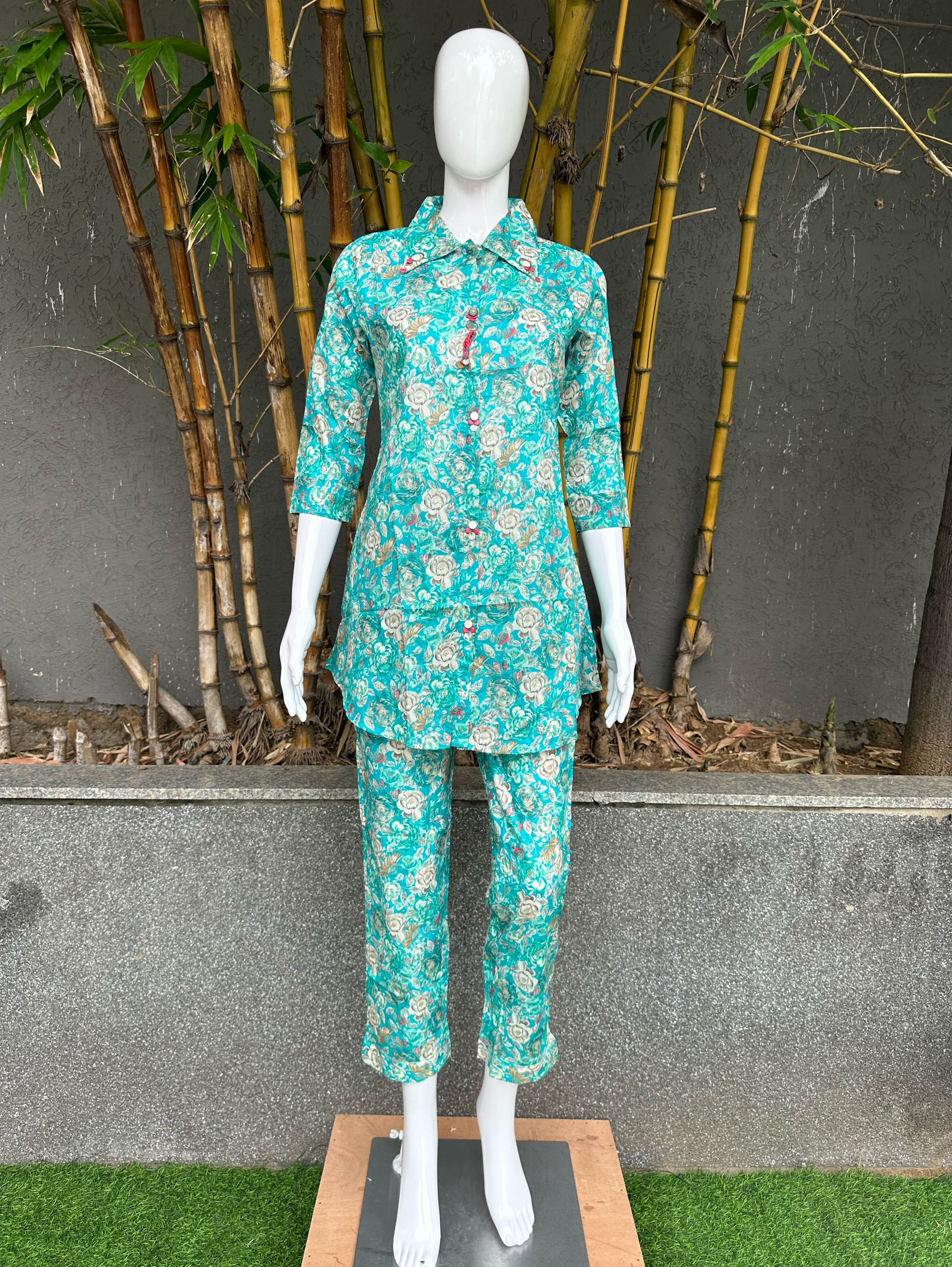 Image of Muslin Coord Set with Accessories