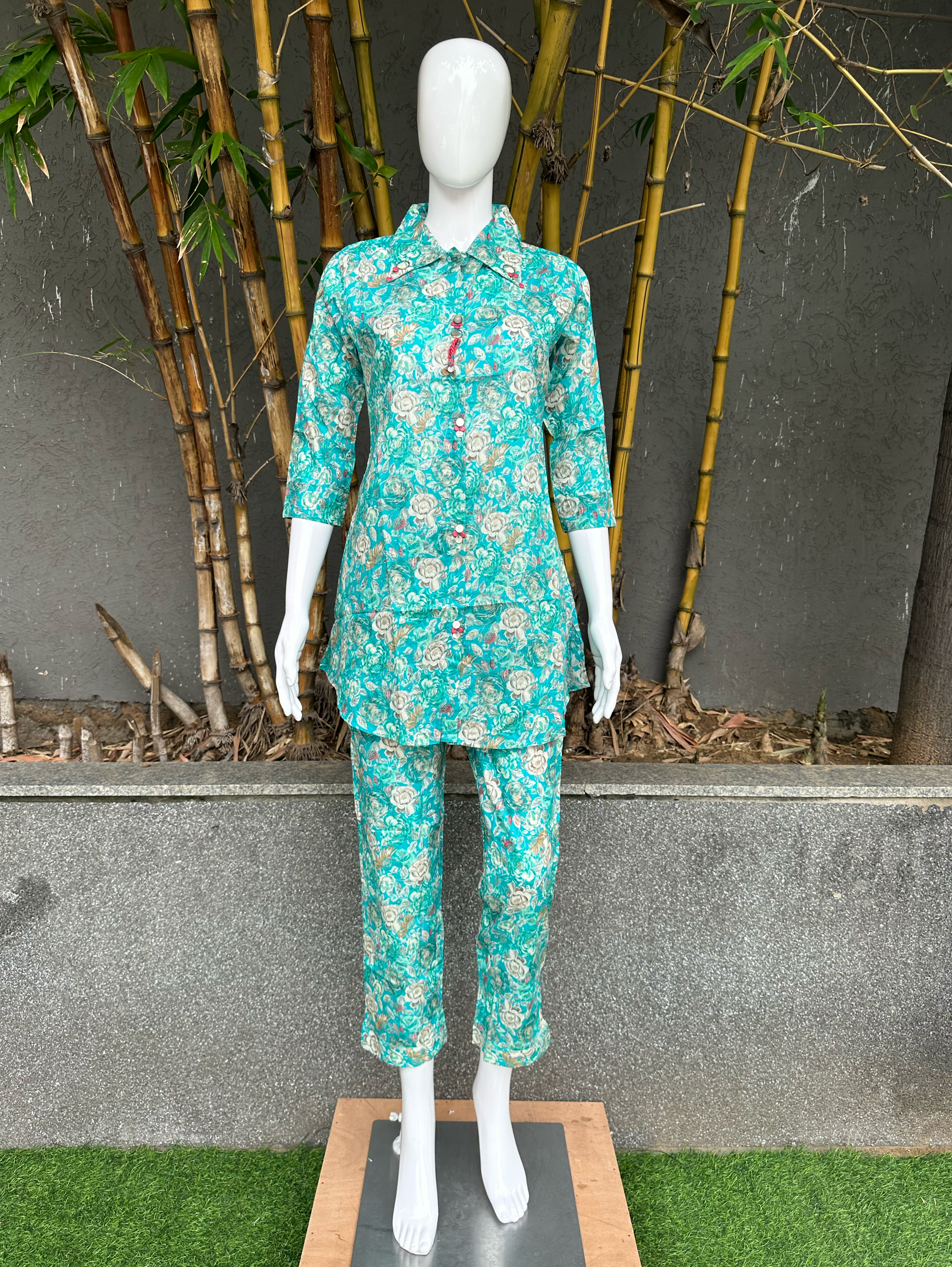 Image of Muslin Coord Set with Accessories