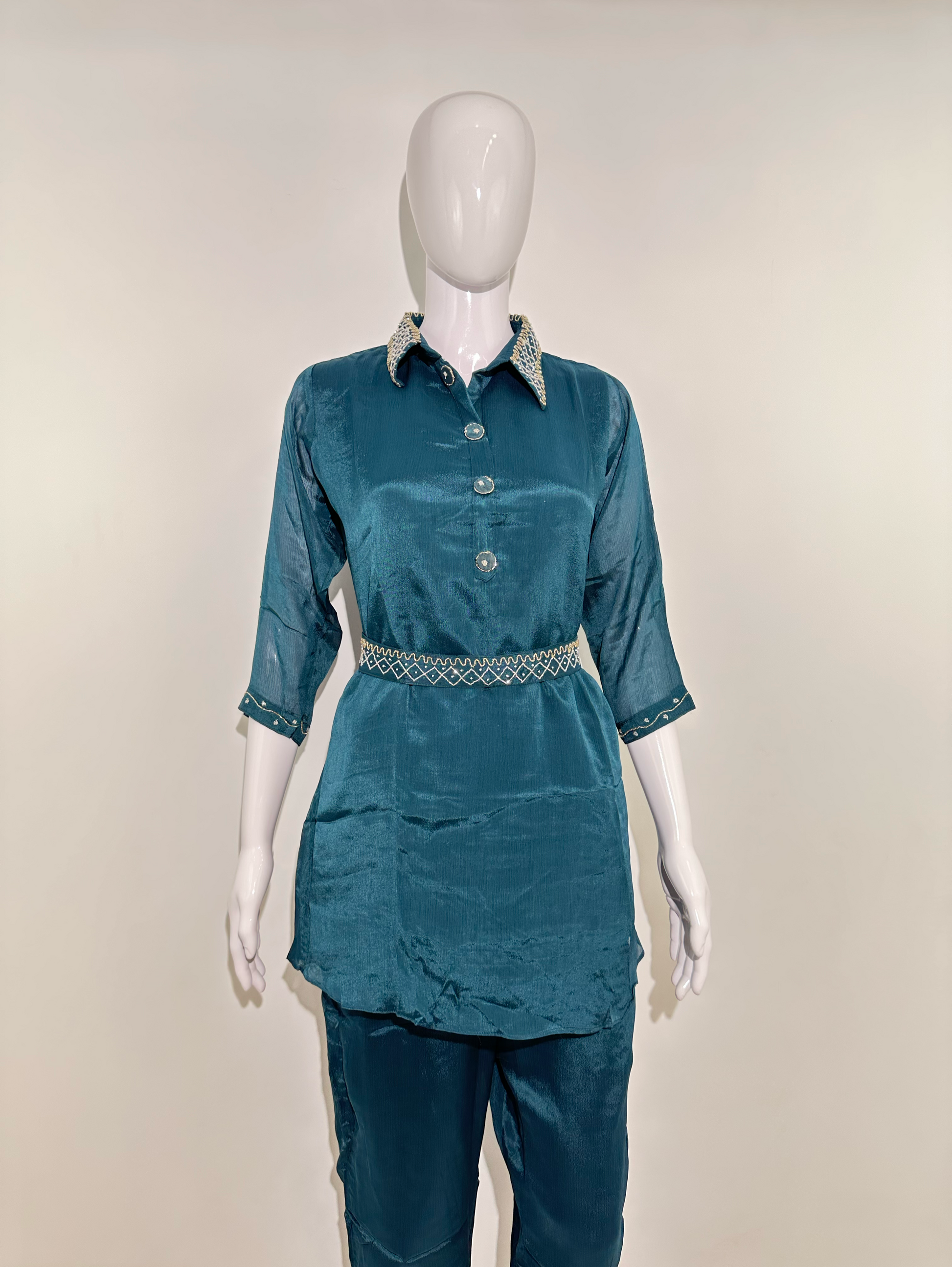 Chiffon with belt side hand and collar work Coords