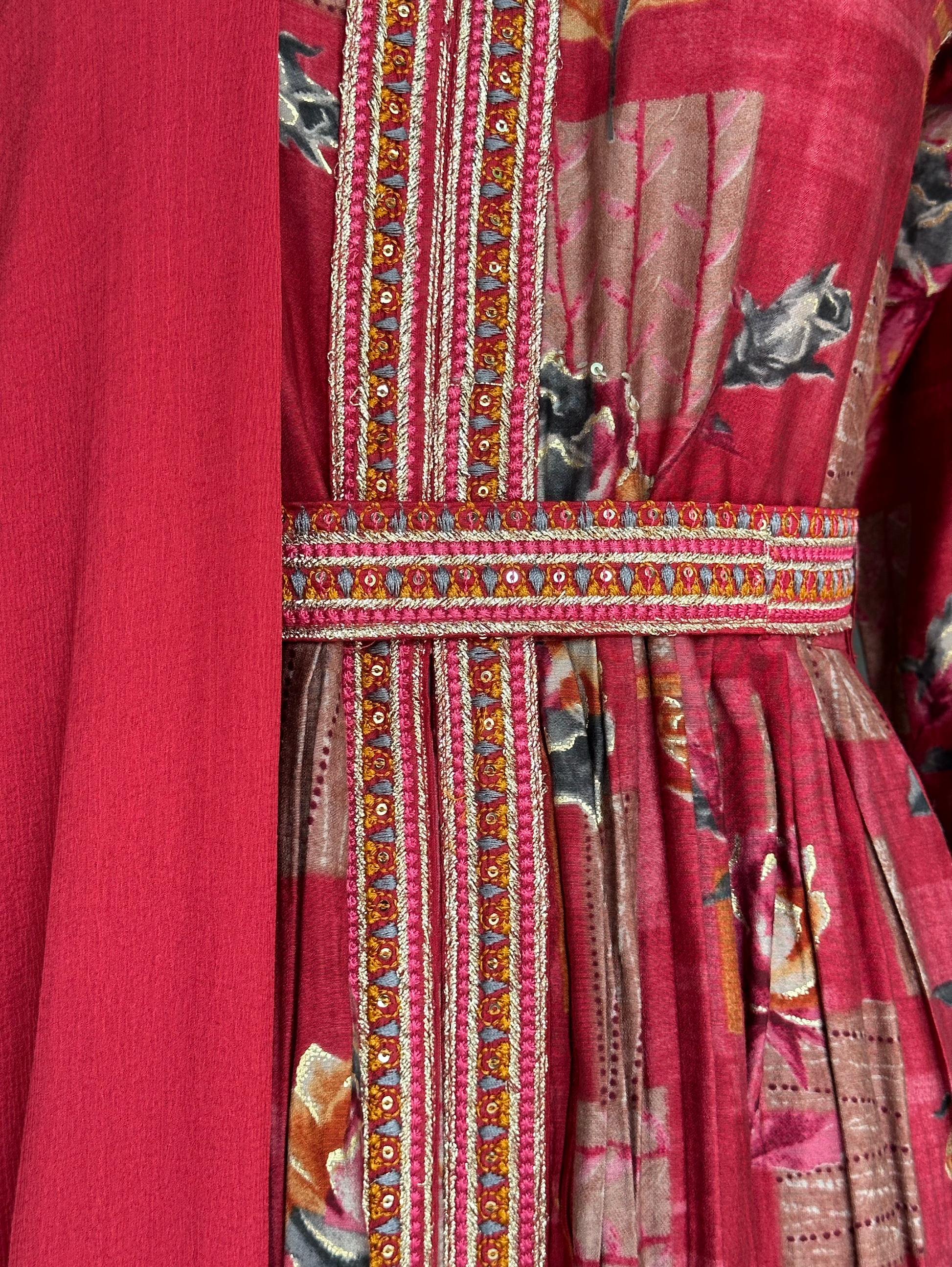 Muslin with Embroidery Sequence Kurti Set- 3 Piece