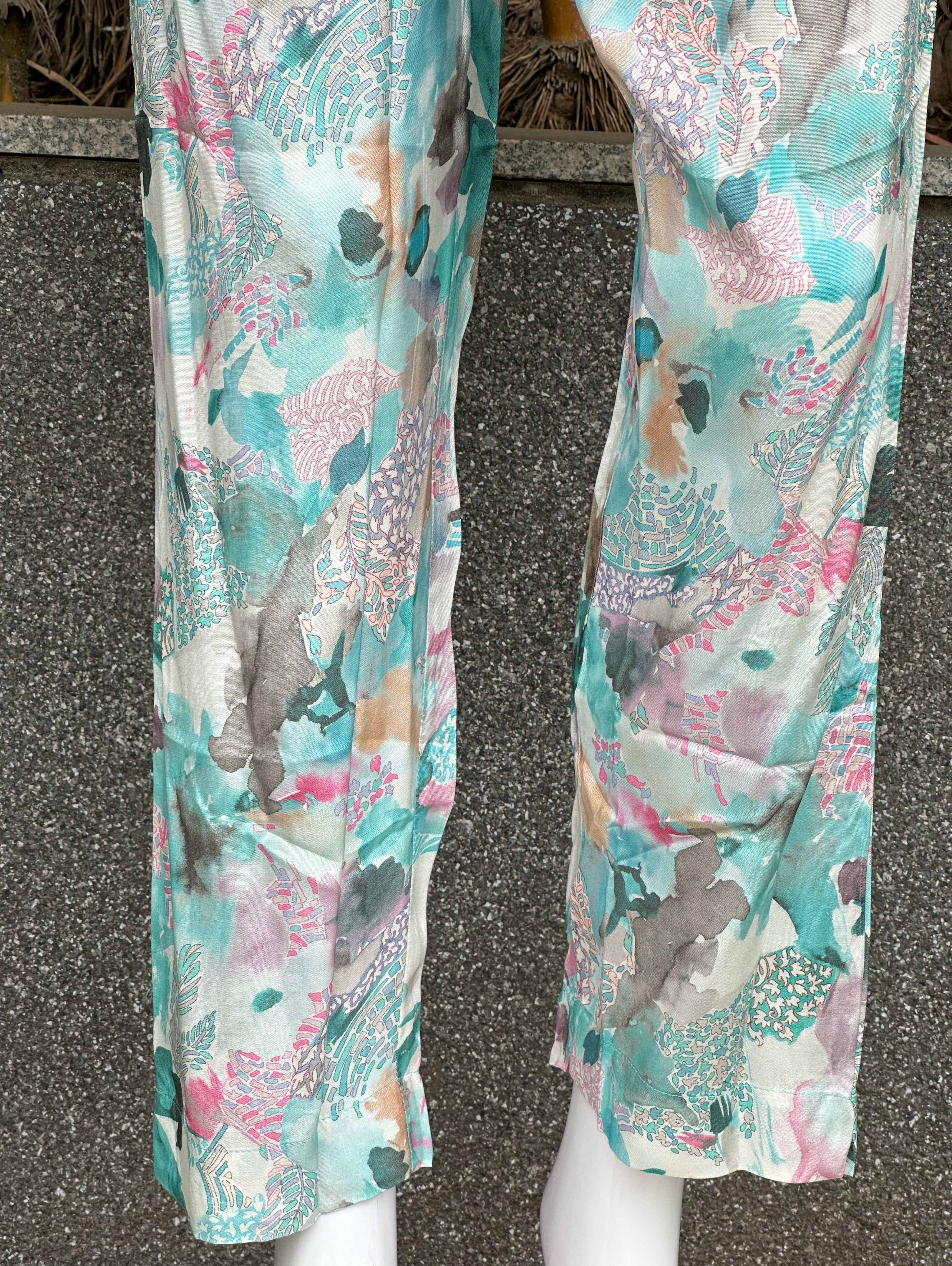Image of Muslin Coords with Collar and Button Accessories