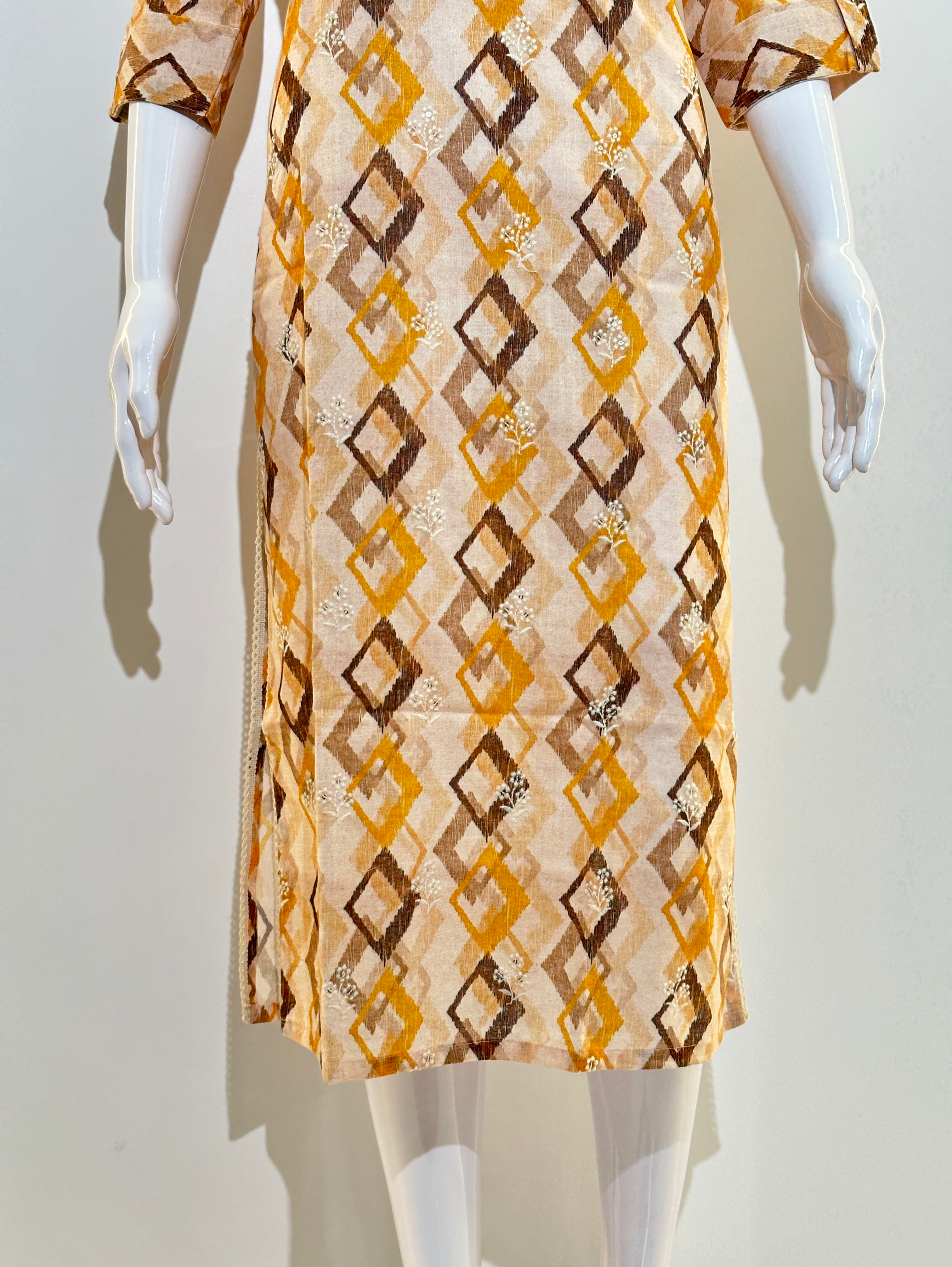 Image of Cotton Straight Kurti with Embroidary Sequence work
