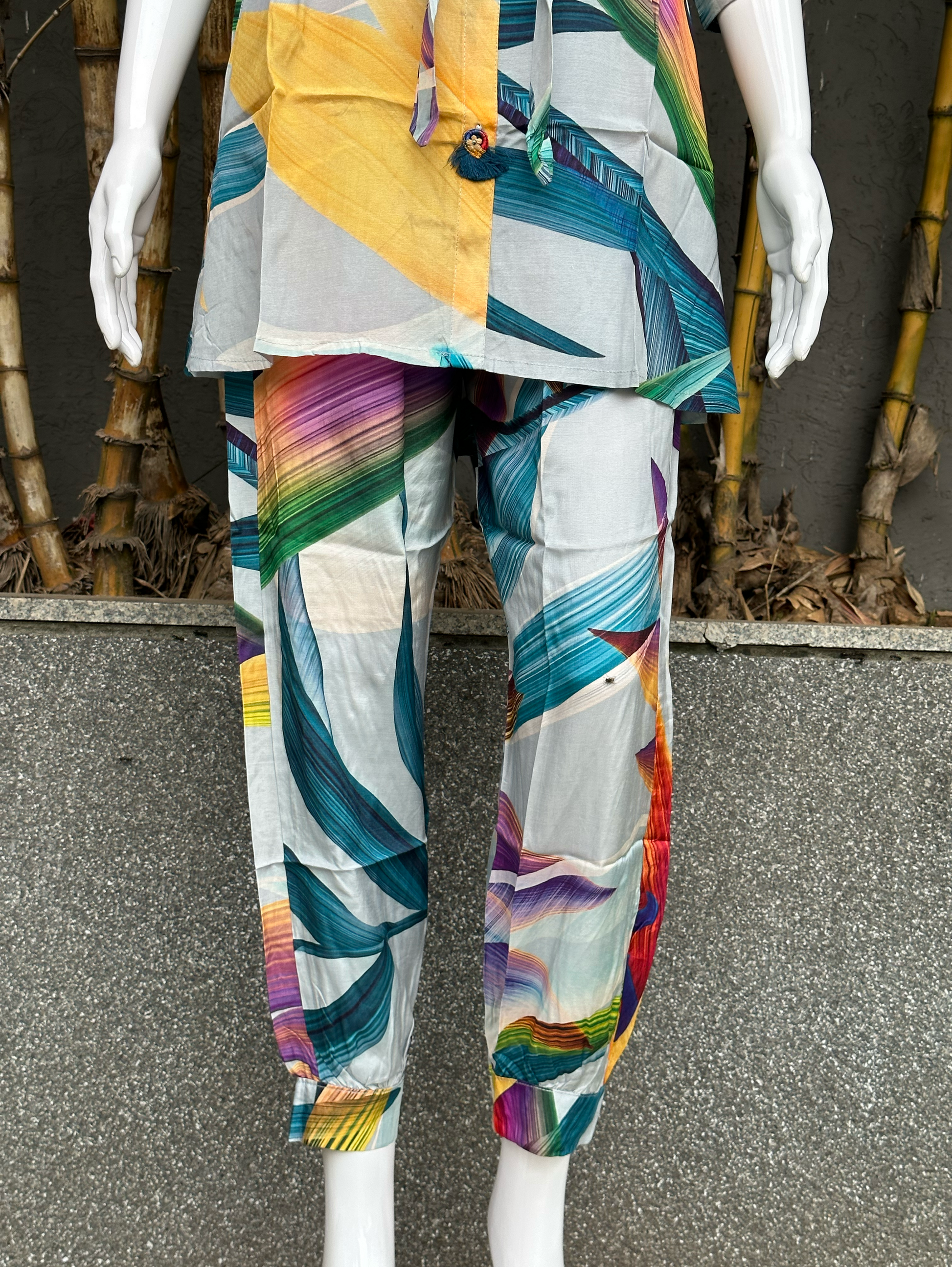 Muslin Print with Afghani Bottom