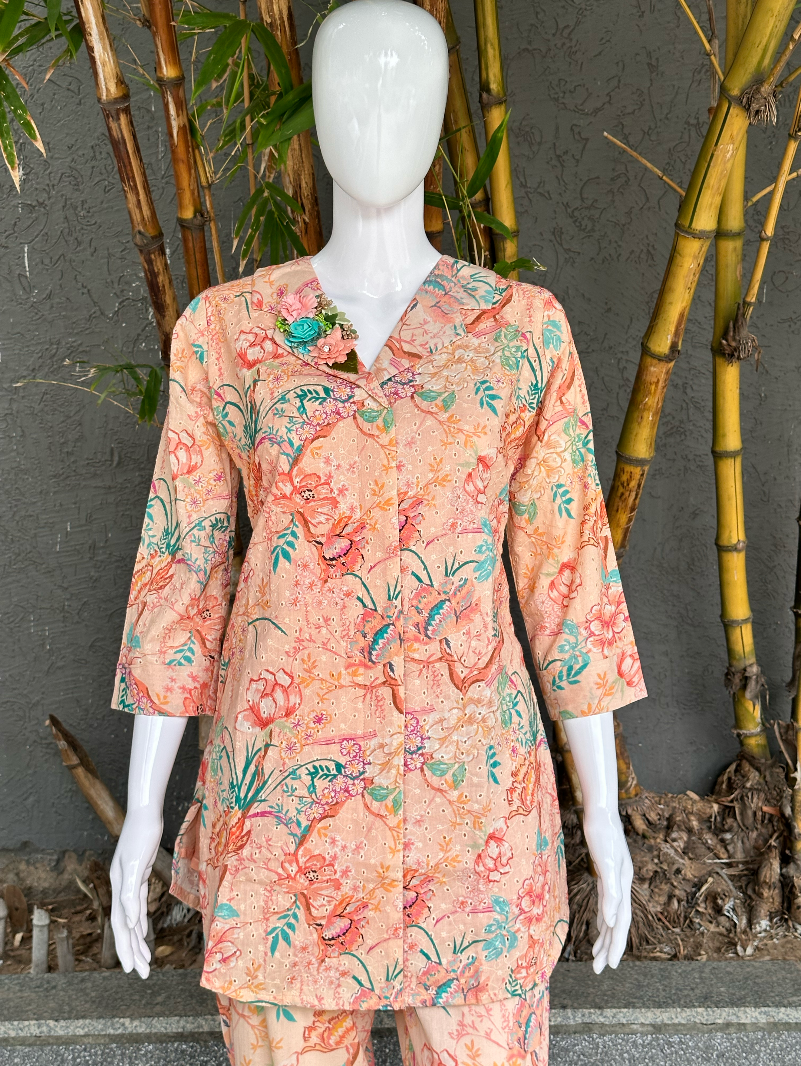 Image of Lucknowi Cotton One Side work