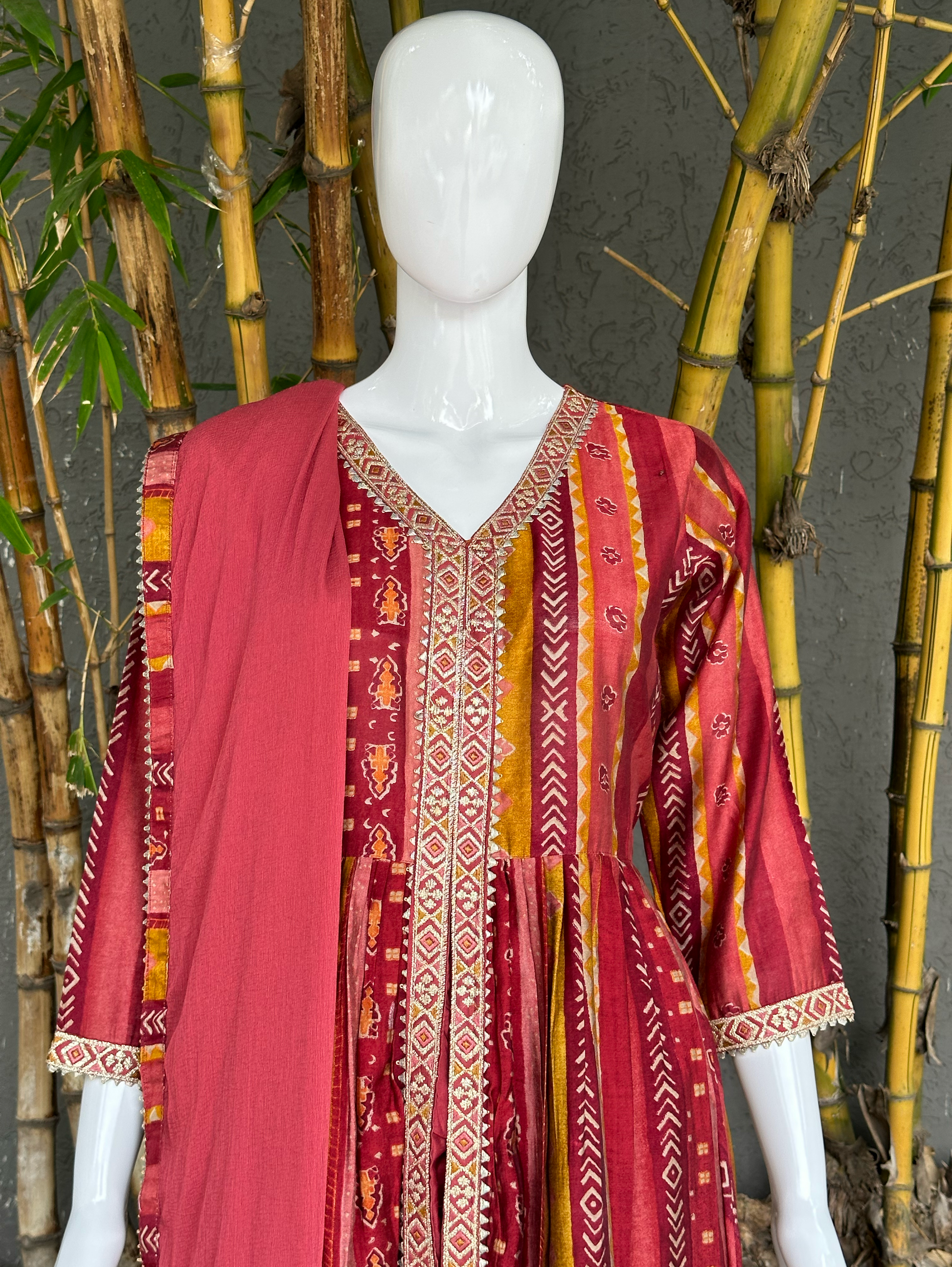 Muslin with Center Cut Kurti Set- 3 Piece