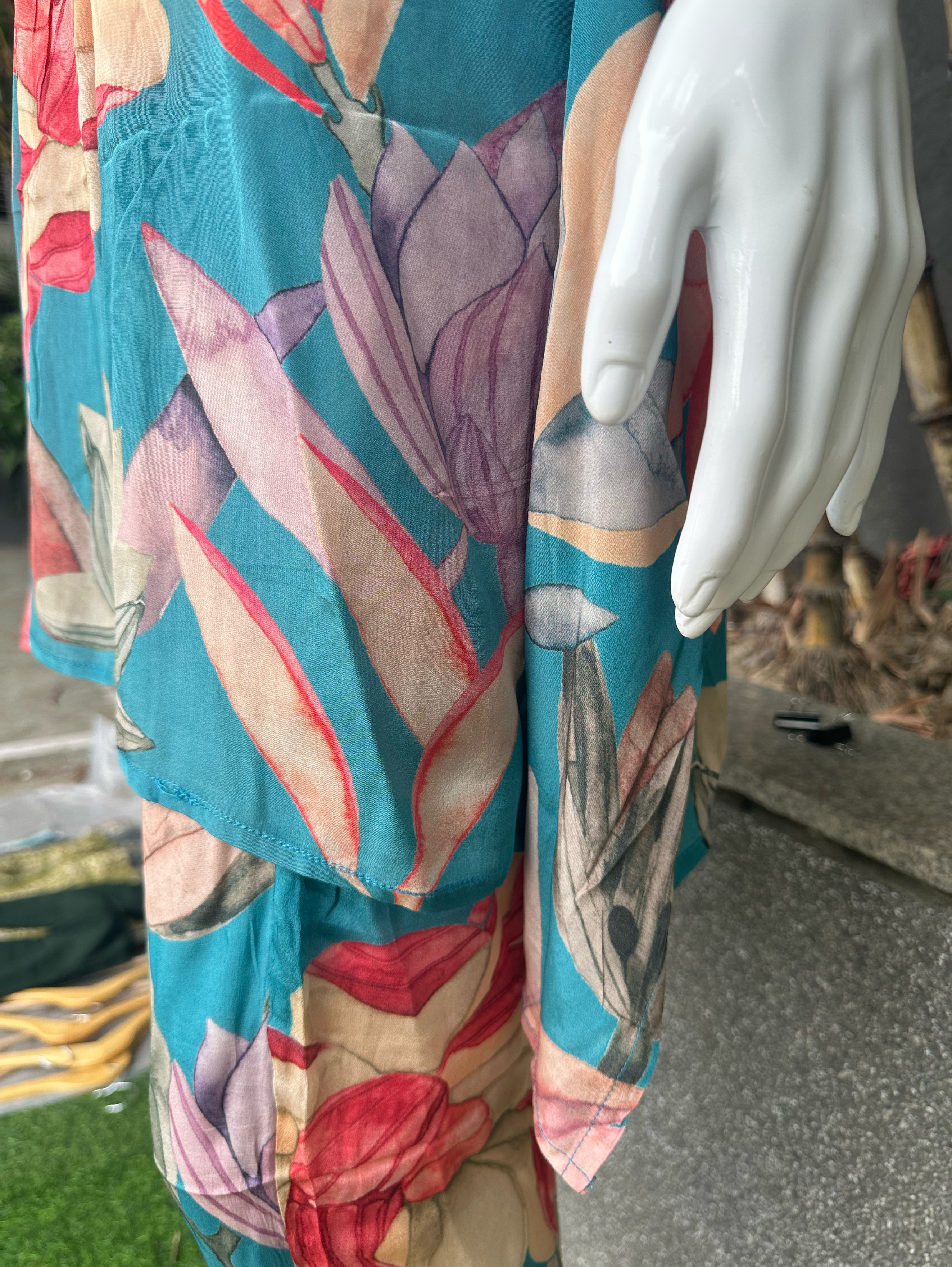 Image of Blue Muslin Kaftan Coords - Hand work