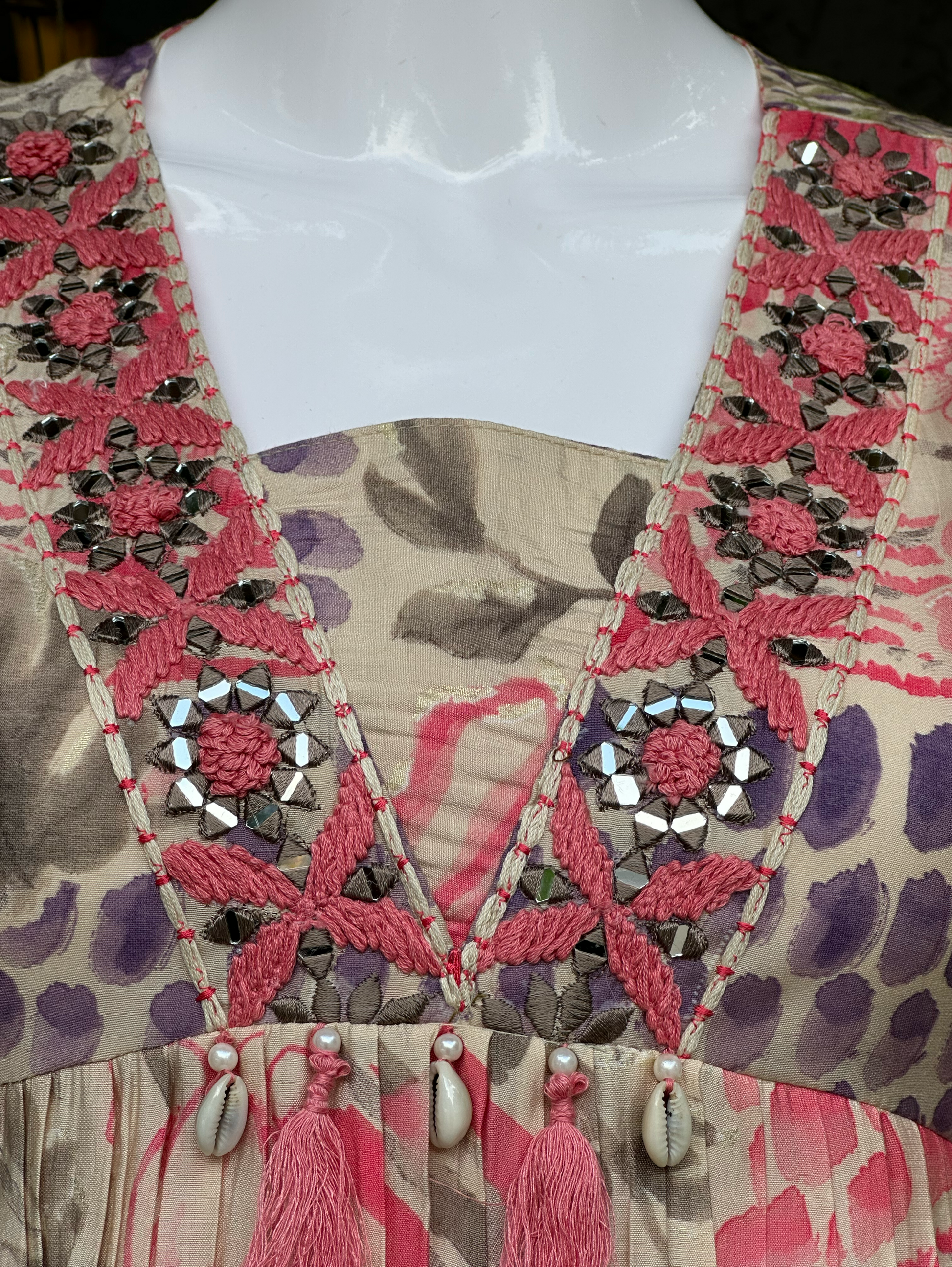 Muslin V Neck Embroidery Work Coords