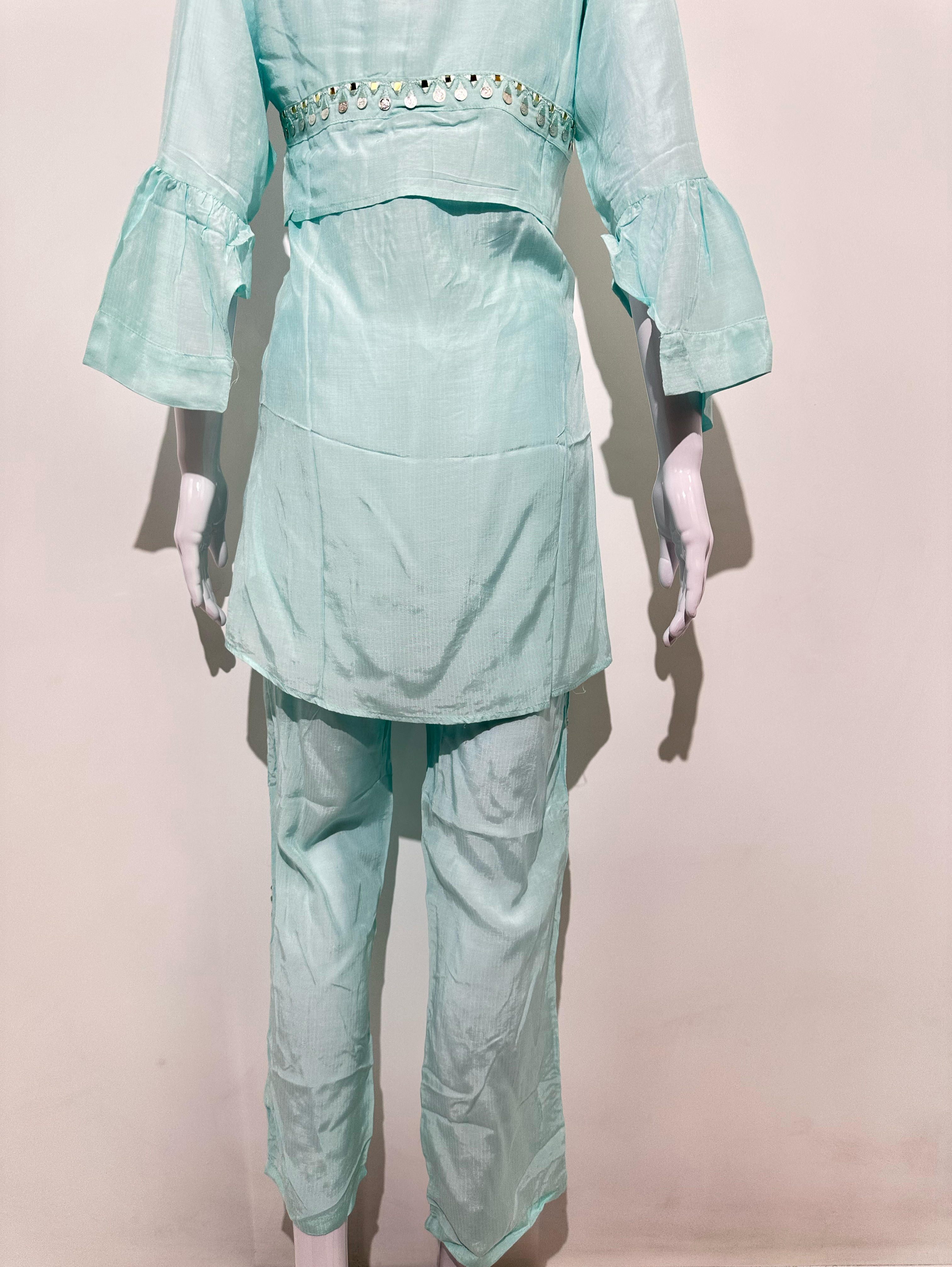 Image of Muslin Stand Patti with Accessories work Coords