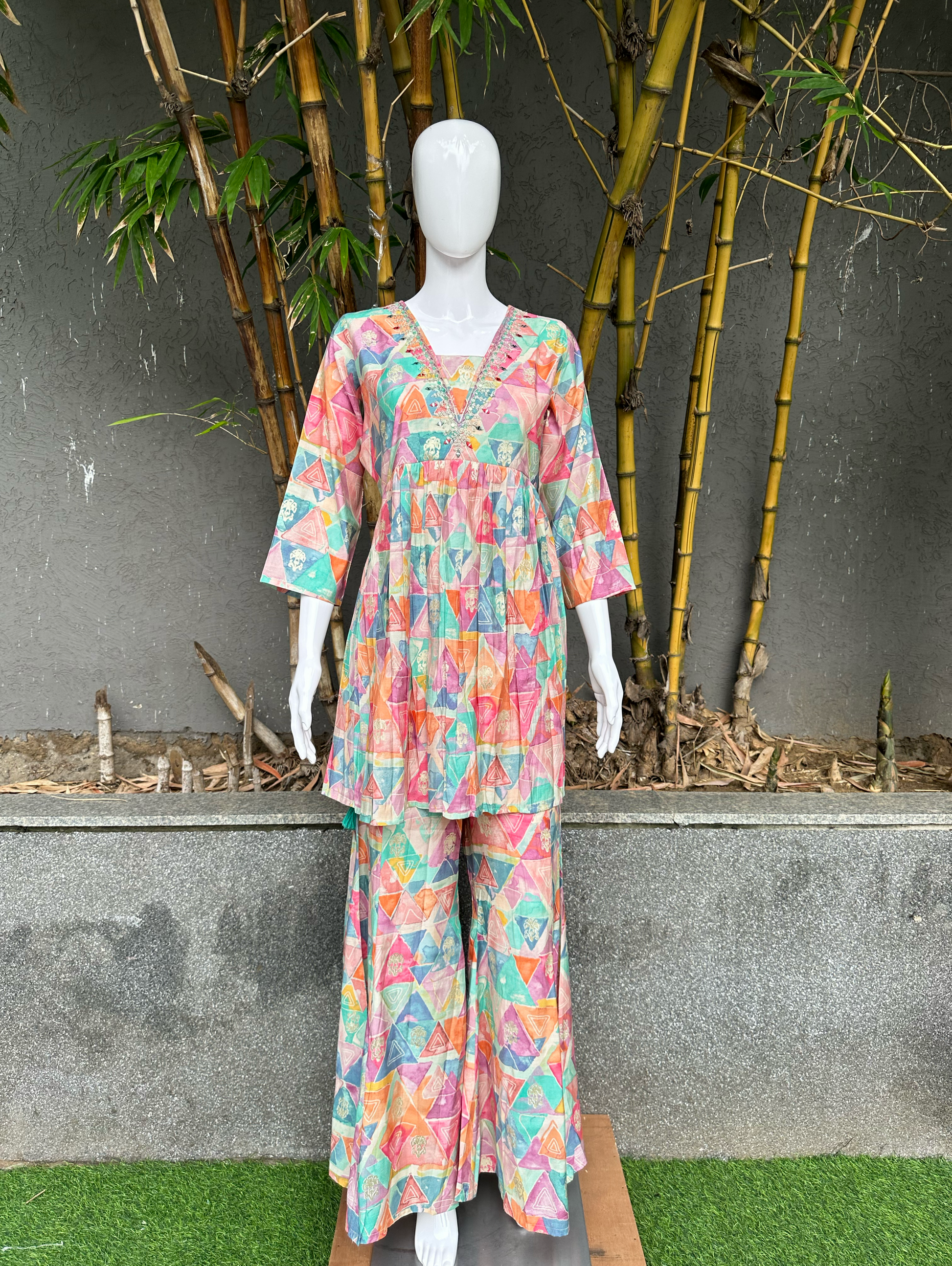 Bell Bottom Alia Cut Embroidery Coords