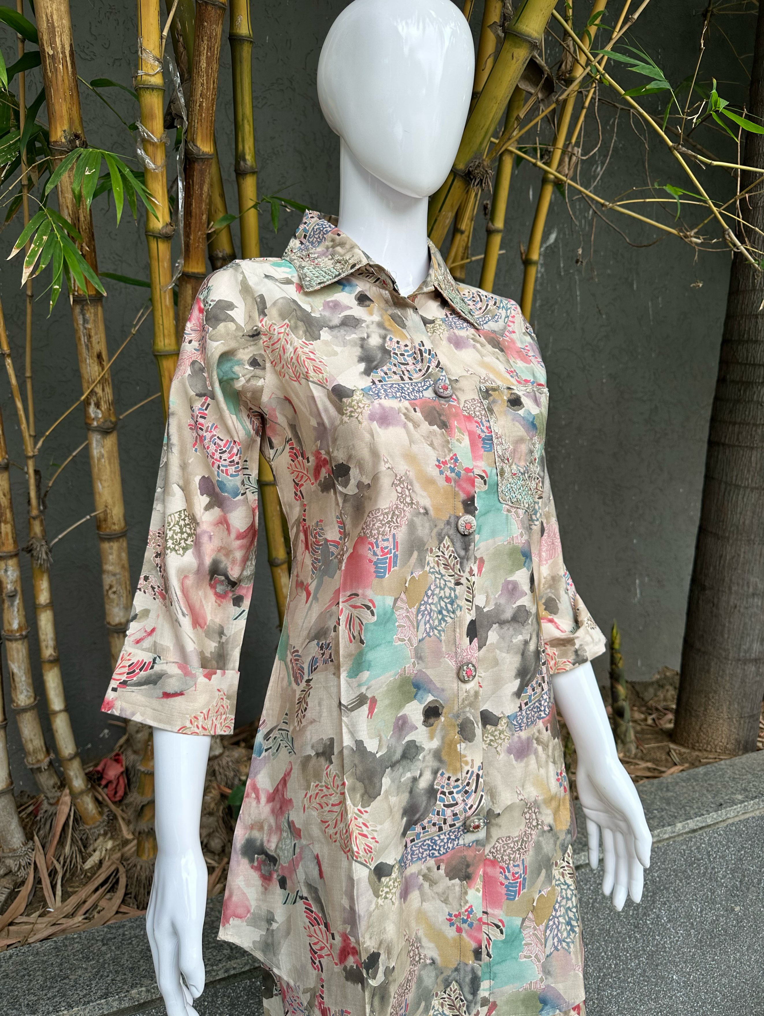 Image of Muslin Collar & Pocket Embroidery Coords