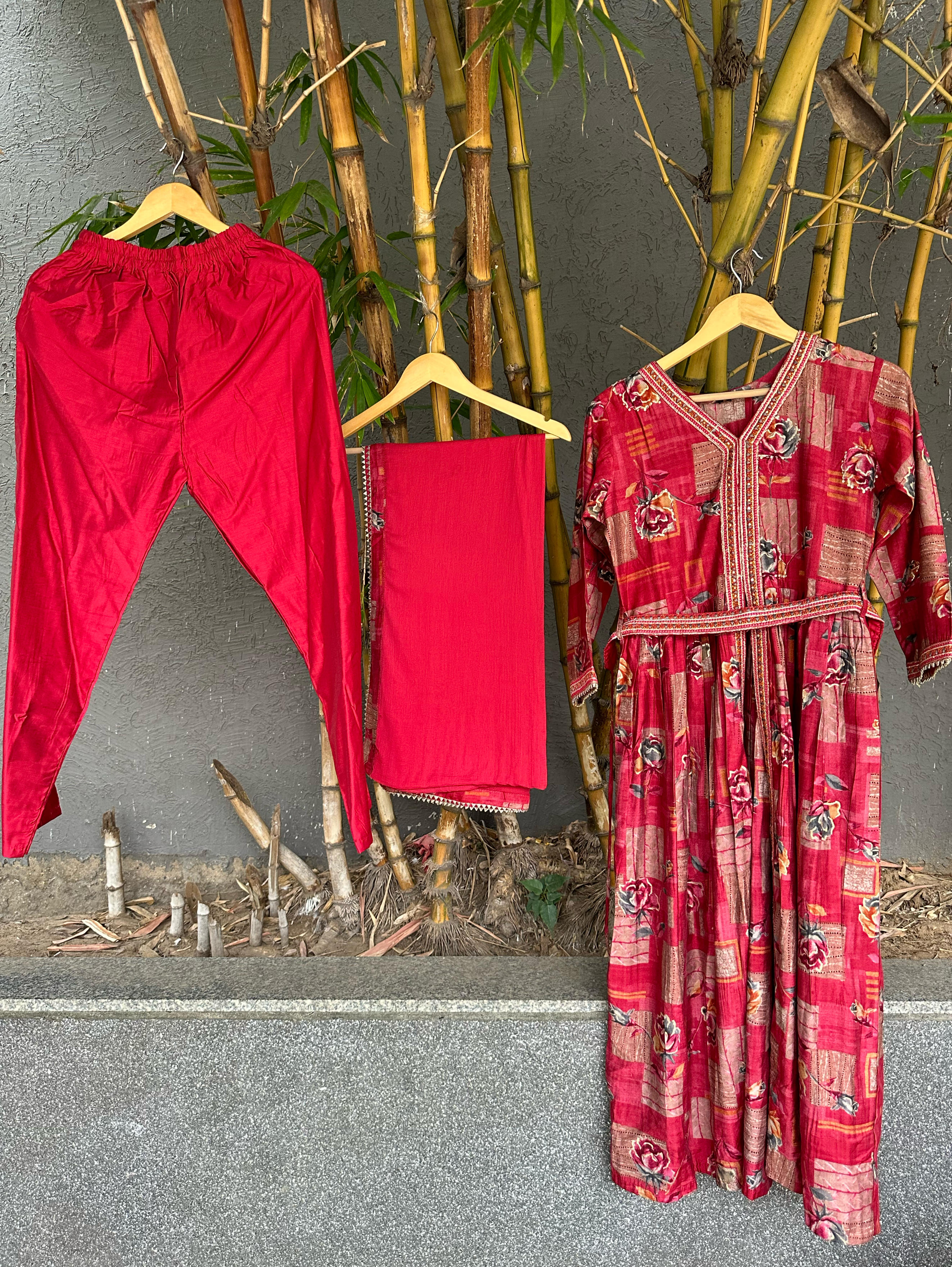 Image of Muslin with Embroidery Sequence Kurti Set- 3 Piece