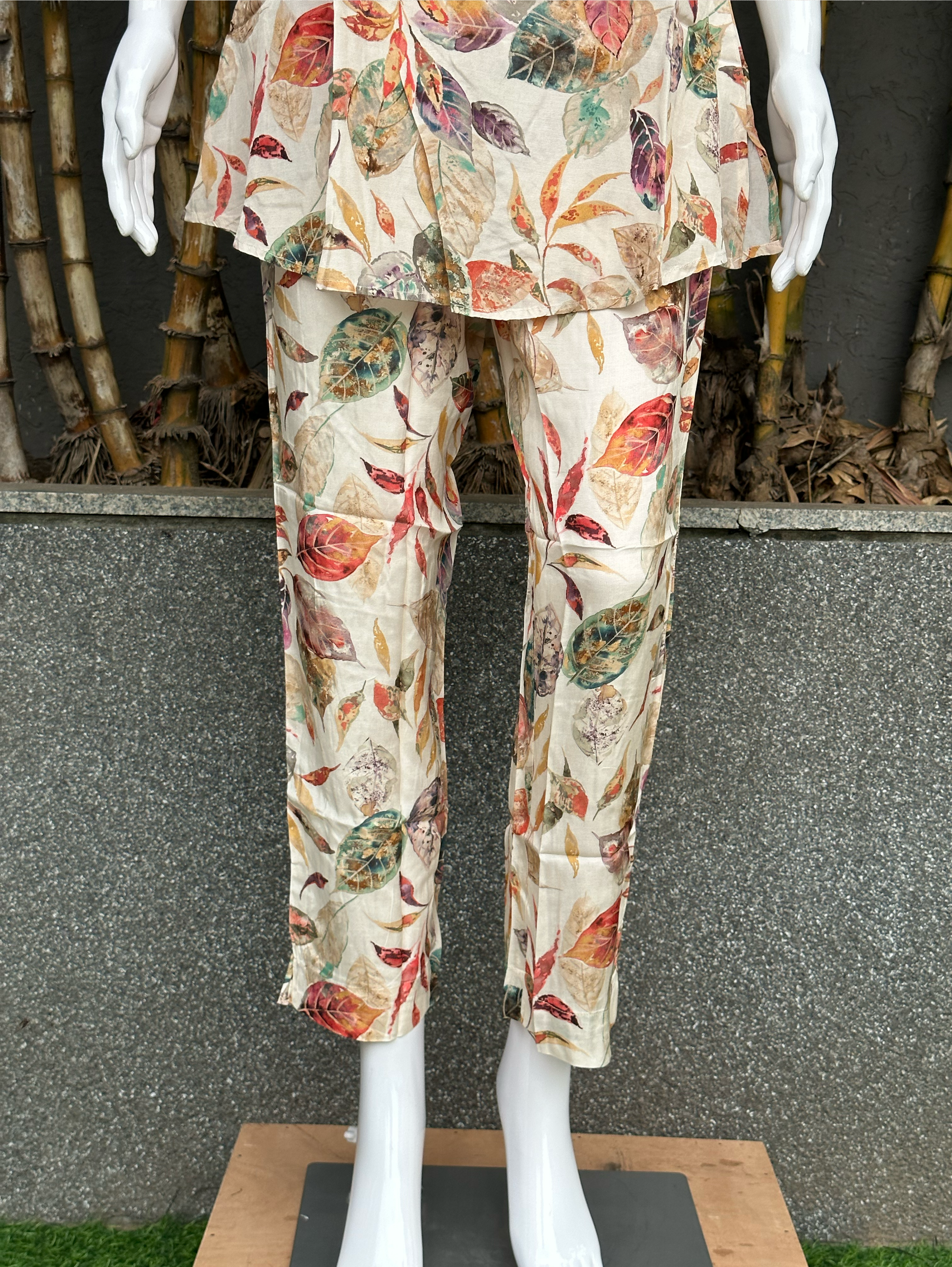 Image of Muslin with Collar Embroidery Coords