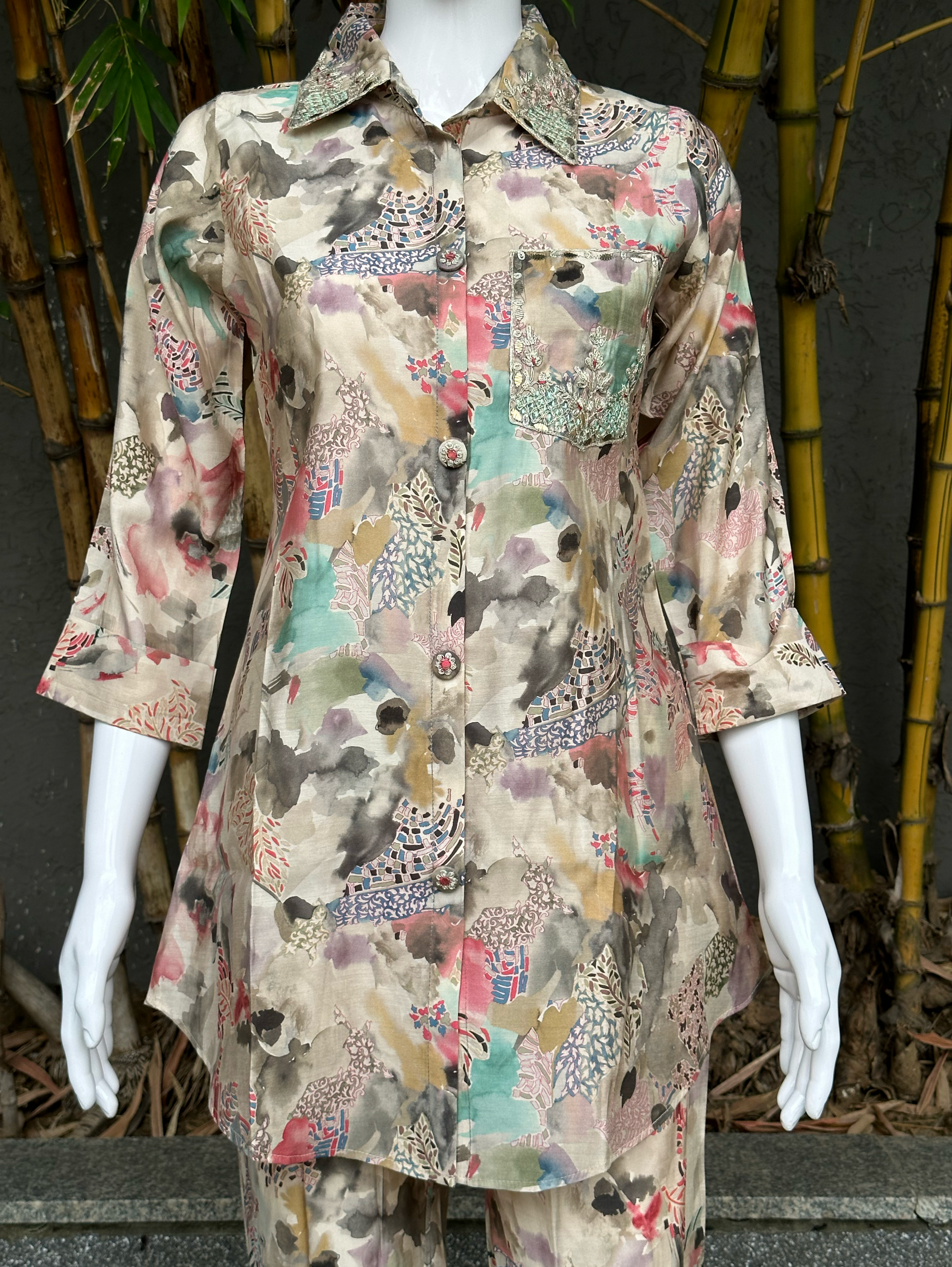 Image of Muslin Collar & Pocket Embroidery Coords