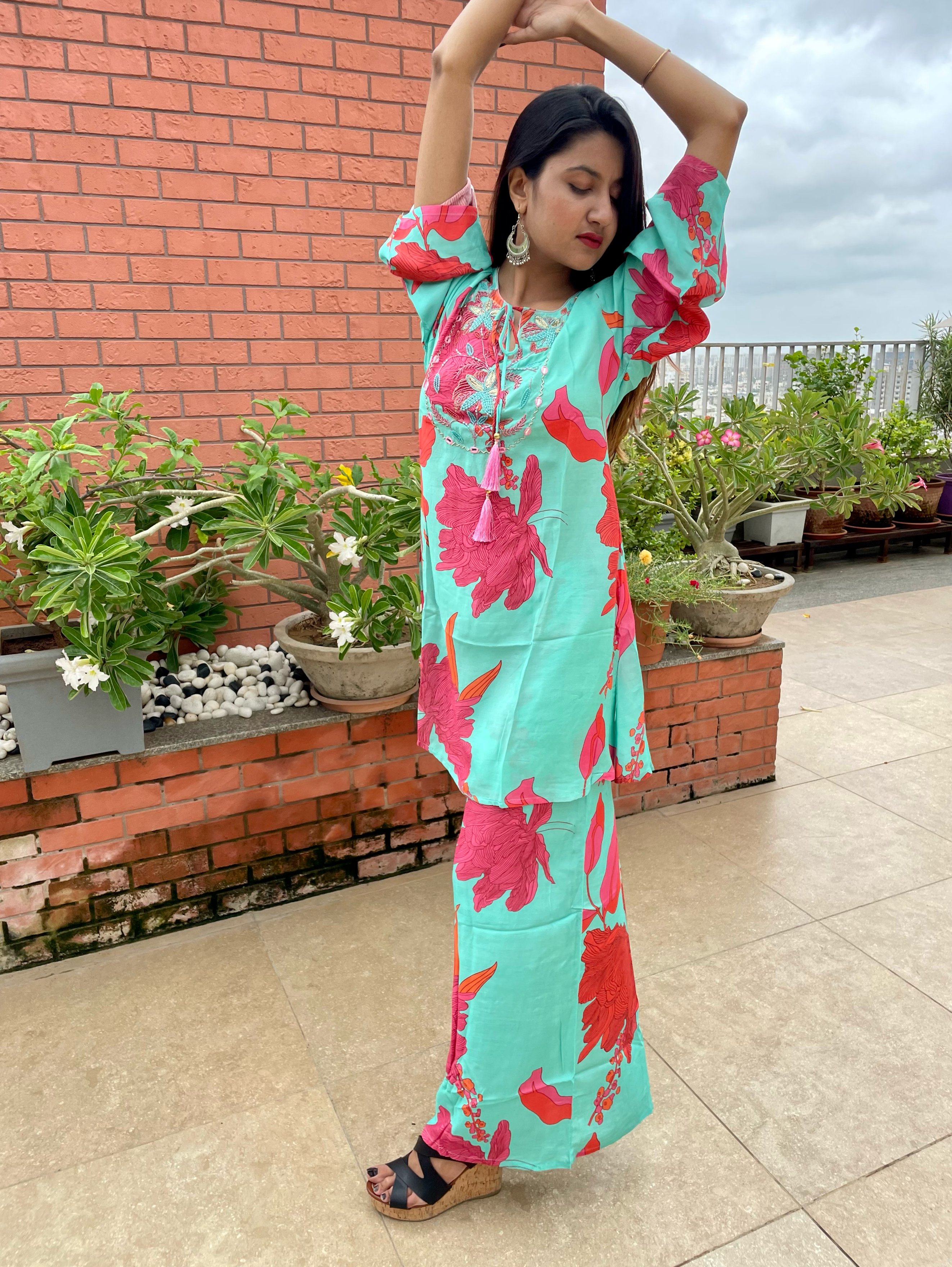 Image of Muslin Hand Work Coords - 2 Piece