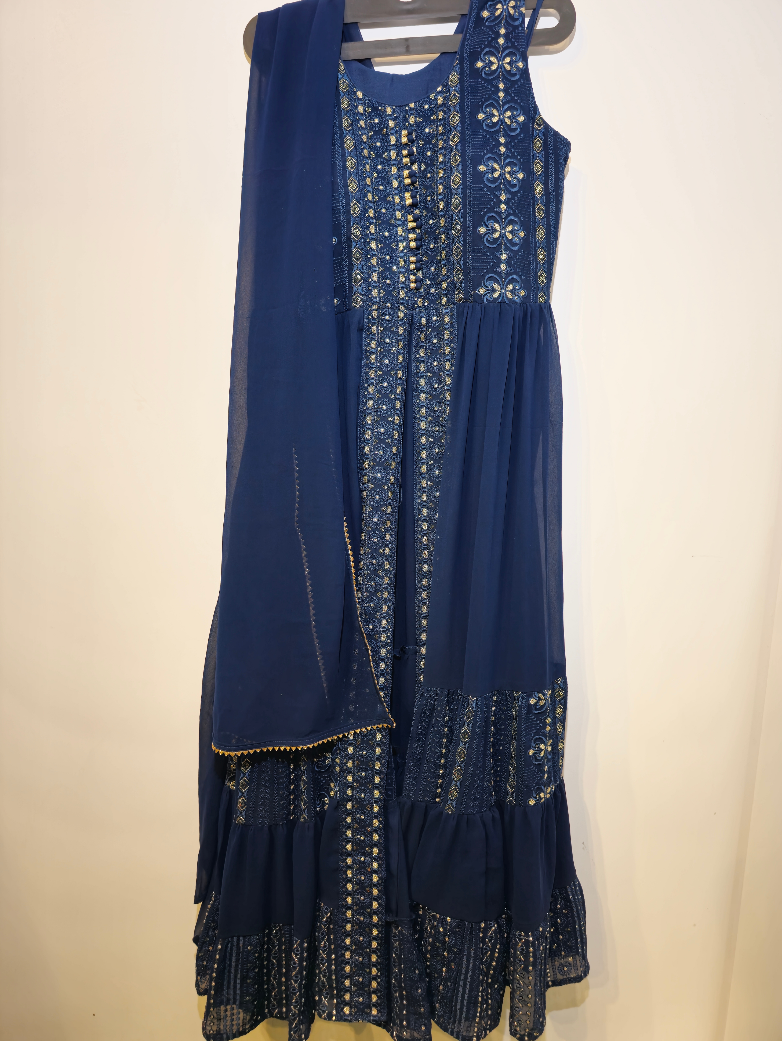 Image of Georgette Center Cut Traditional 3 Piece