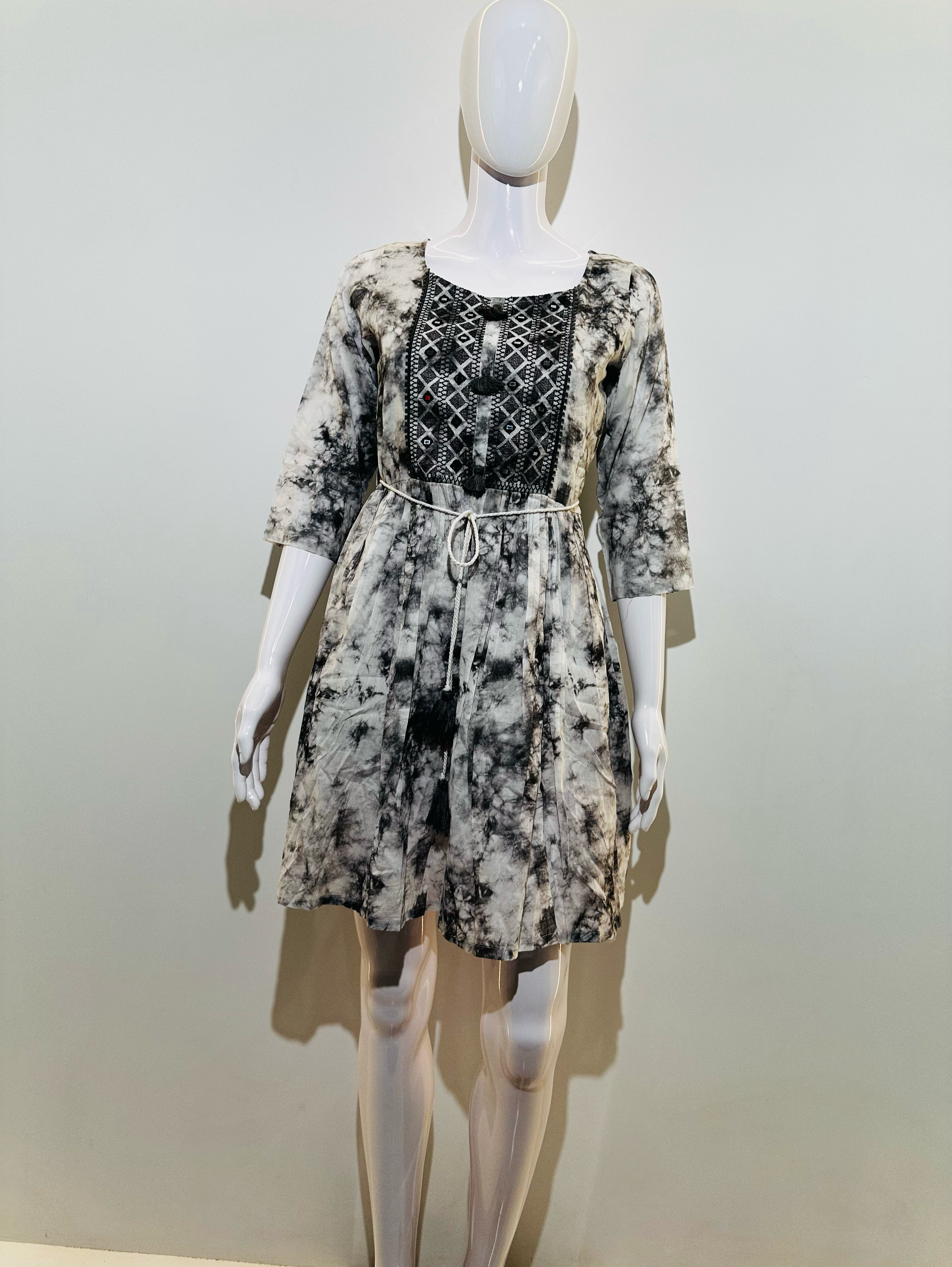 Image of Mull Cotton Tie- Dye Tunics - With Embroidery