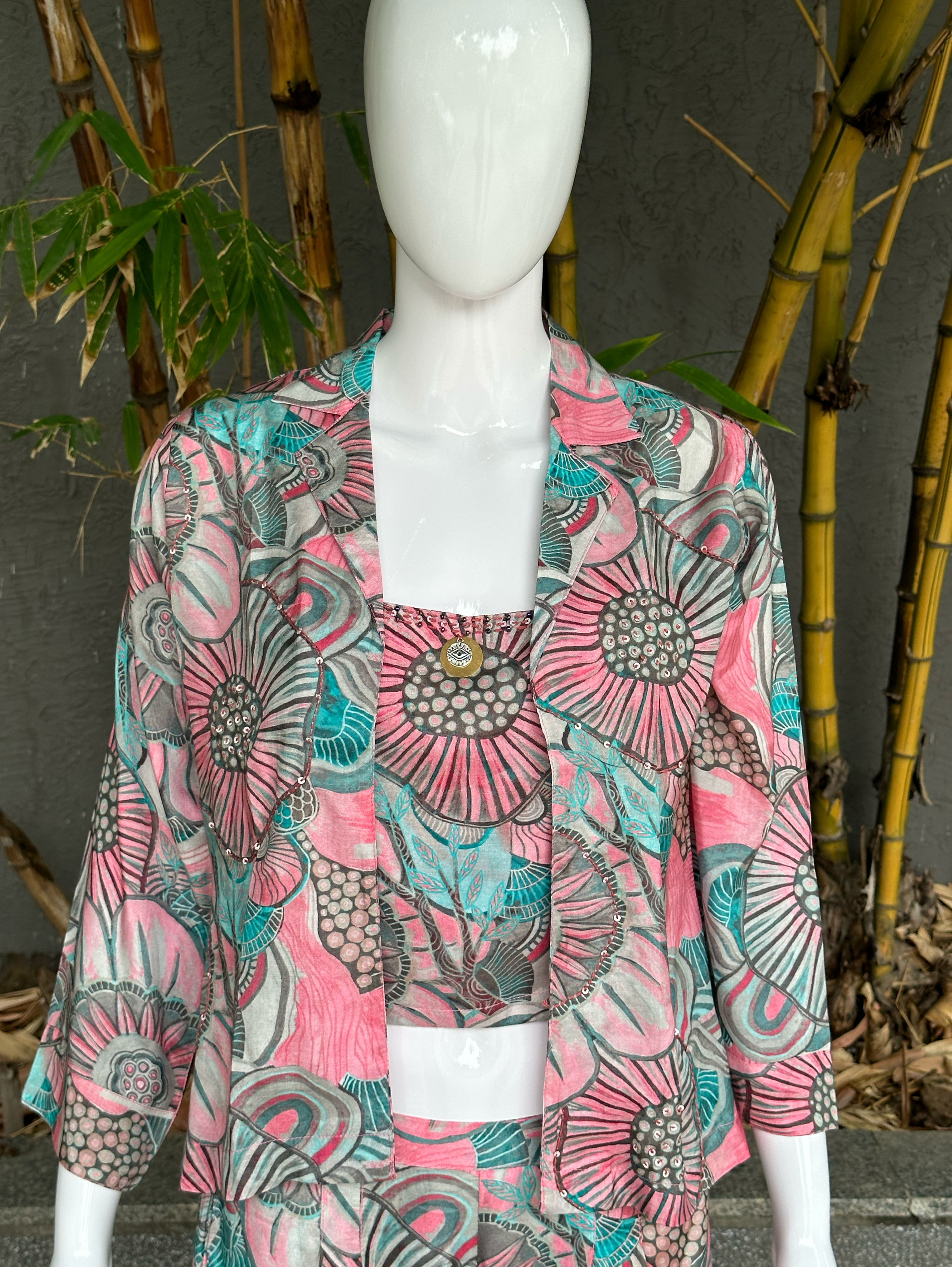 Image of Muslin Embroidery Sequence Coords - 3 Piece