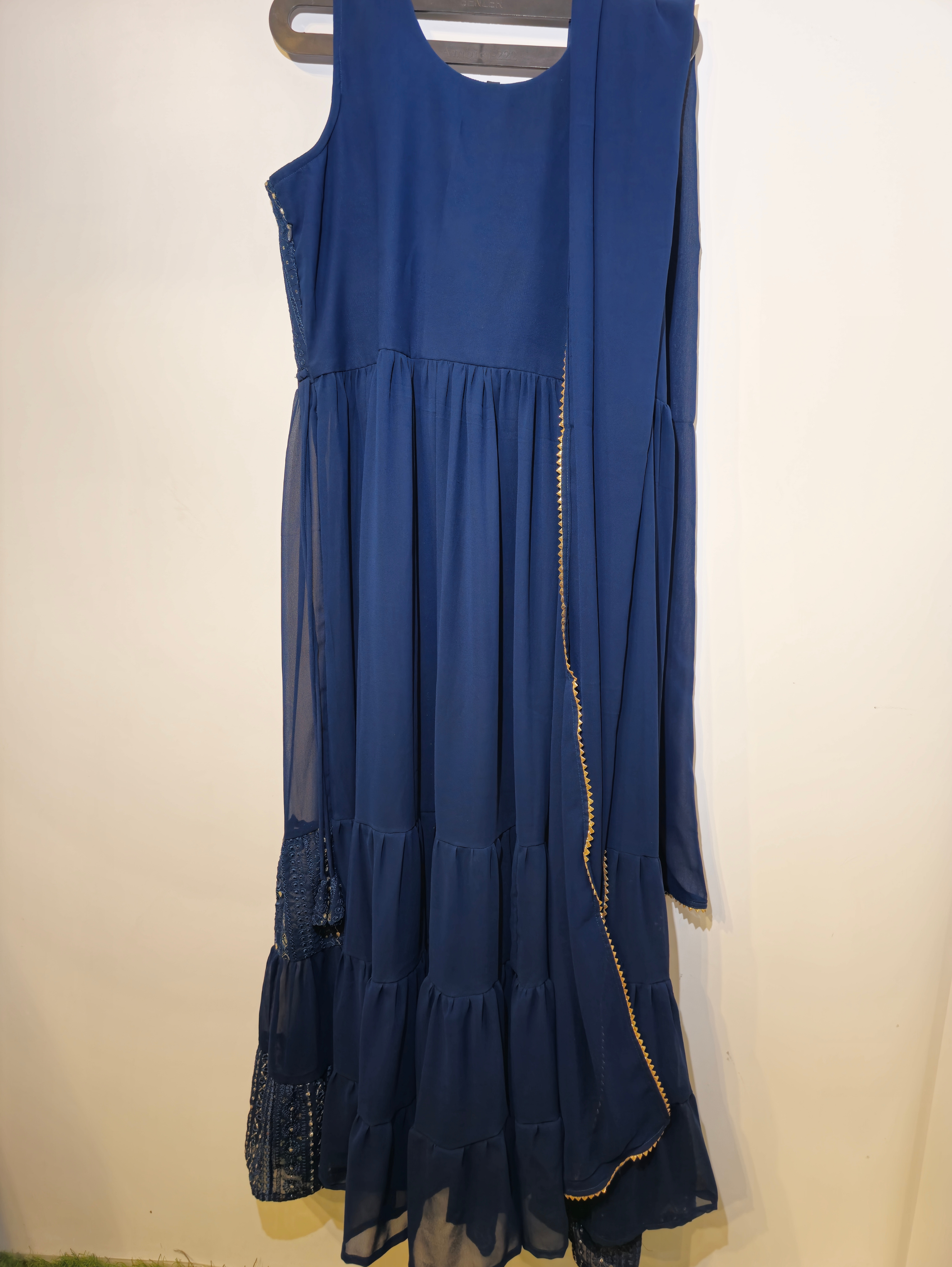 Image of Georgette Center Cut Traditional 3 Piece