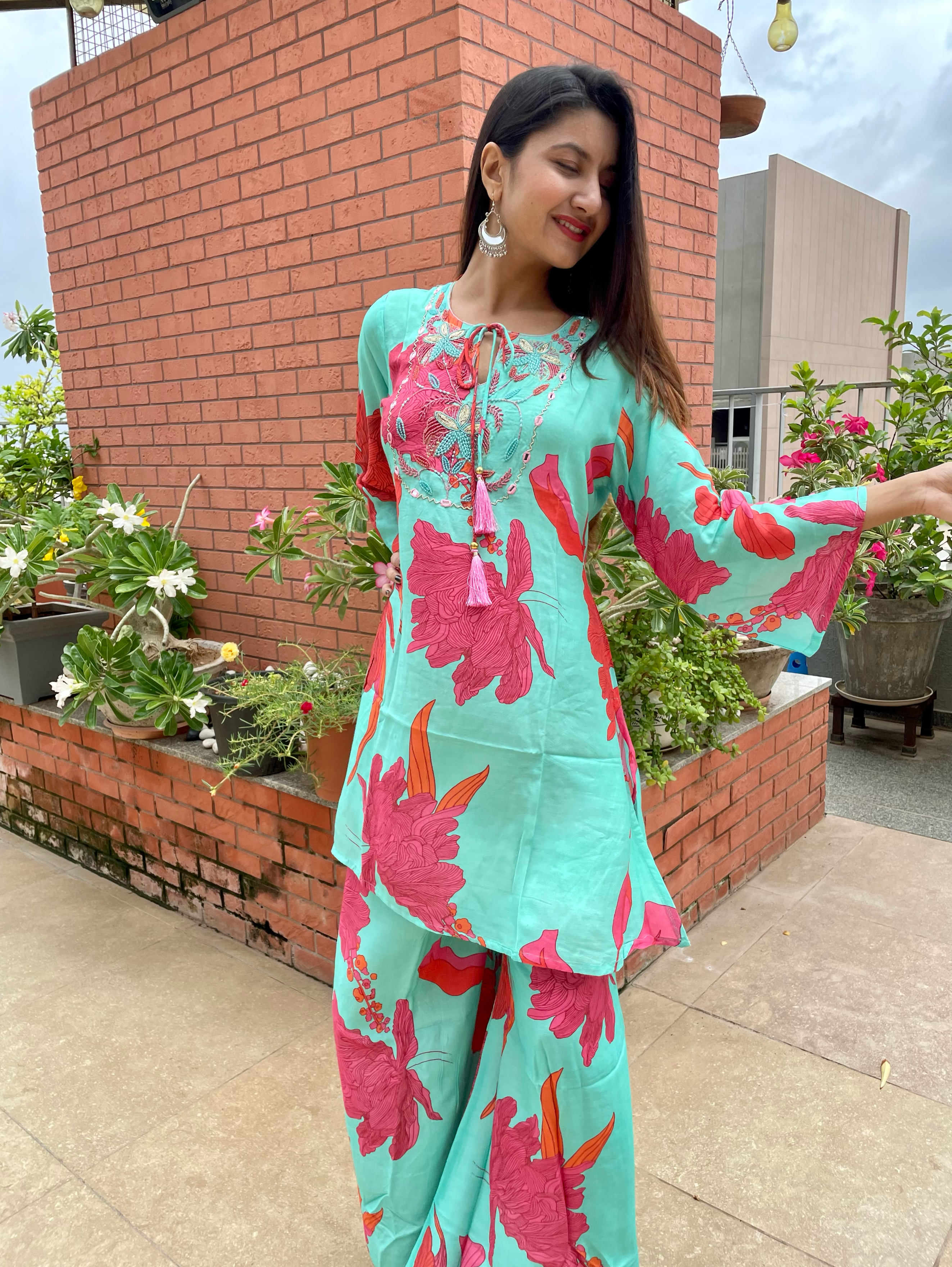 Image of Muslin Hand Work Coords - 2 Piece