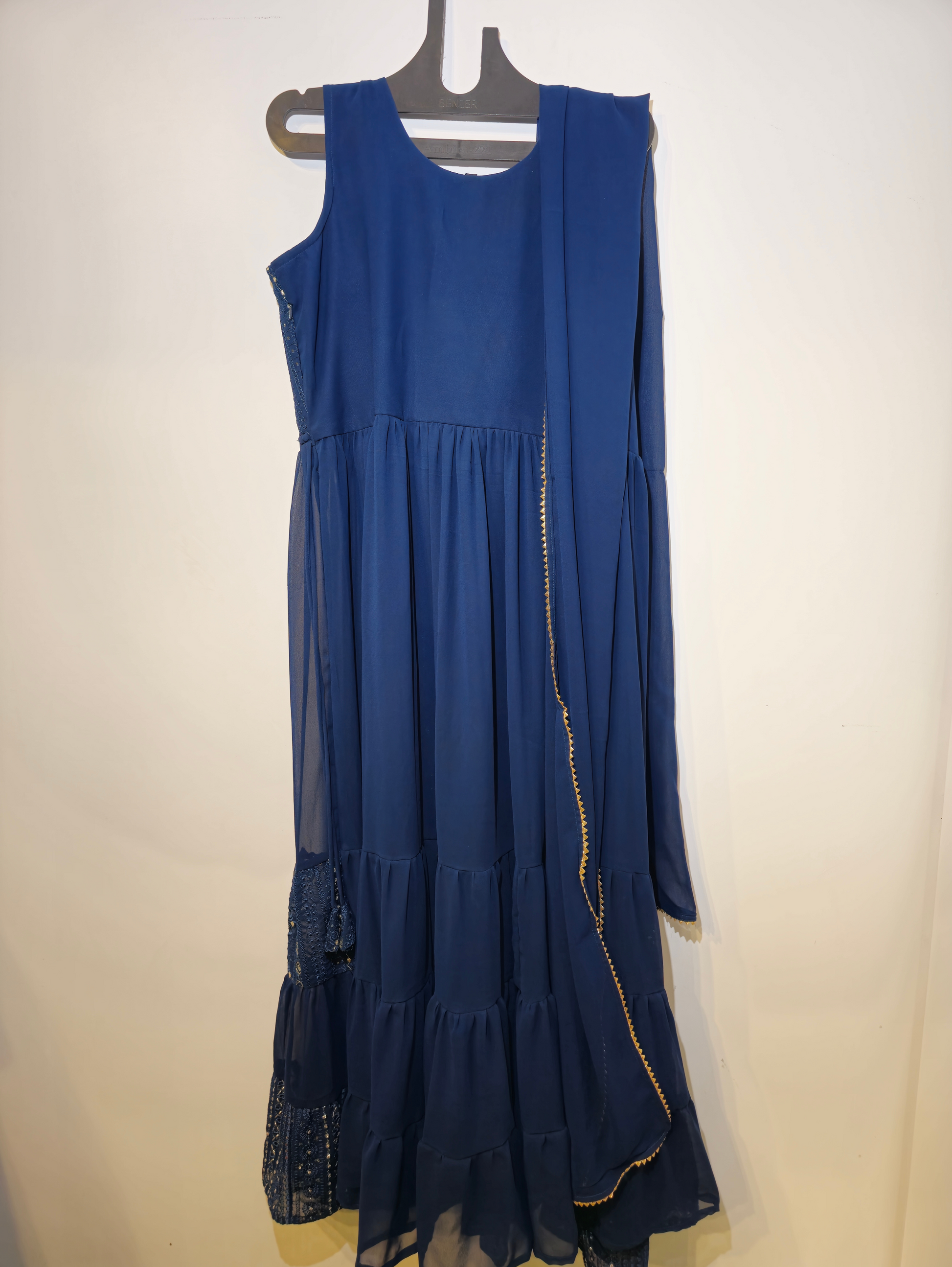 Georgette Center Cut Traditional 3 Piece