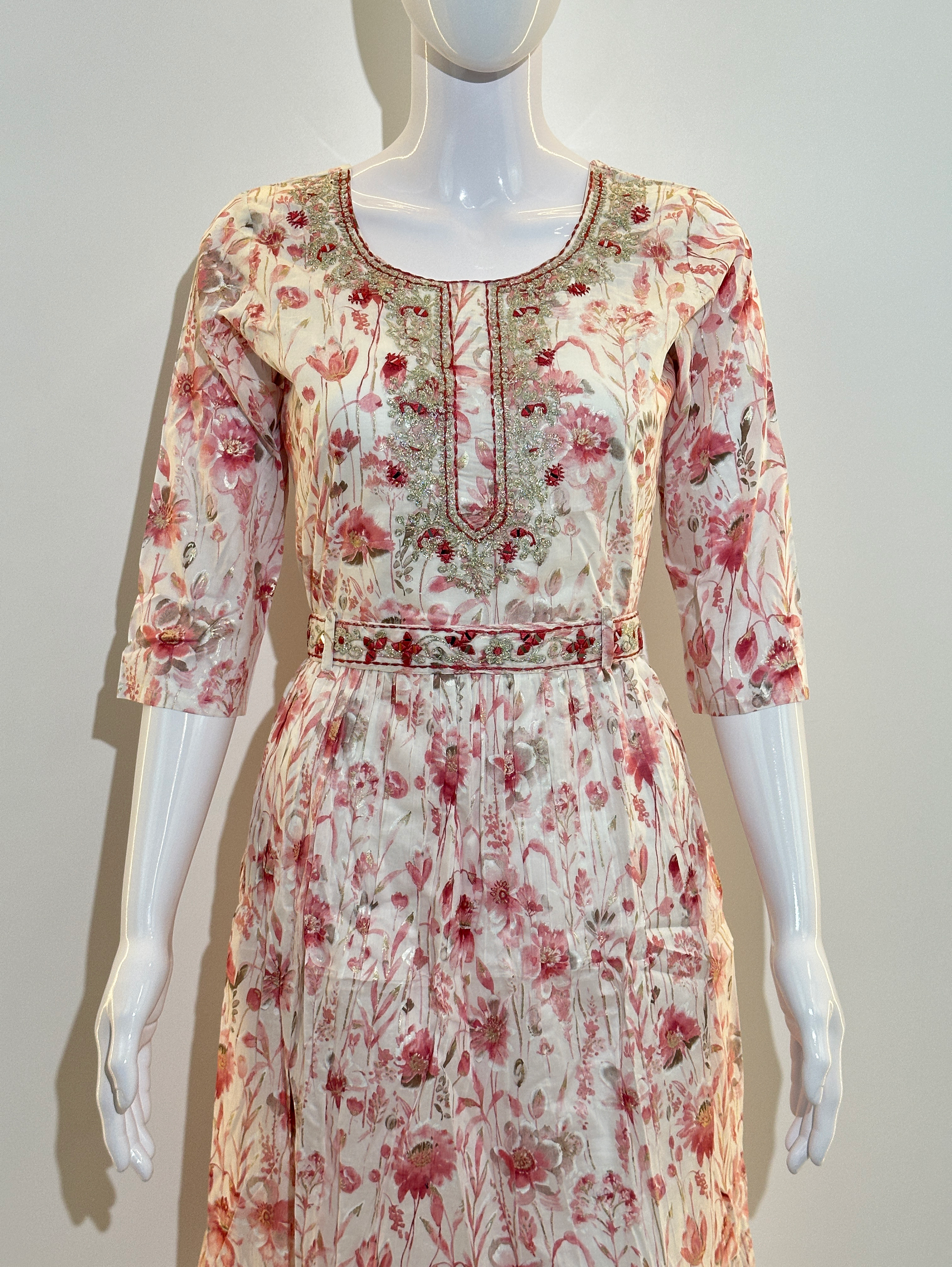 Short Mindy Dress With Thread work