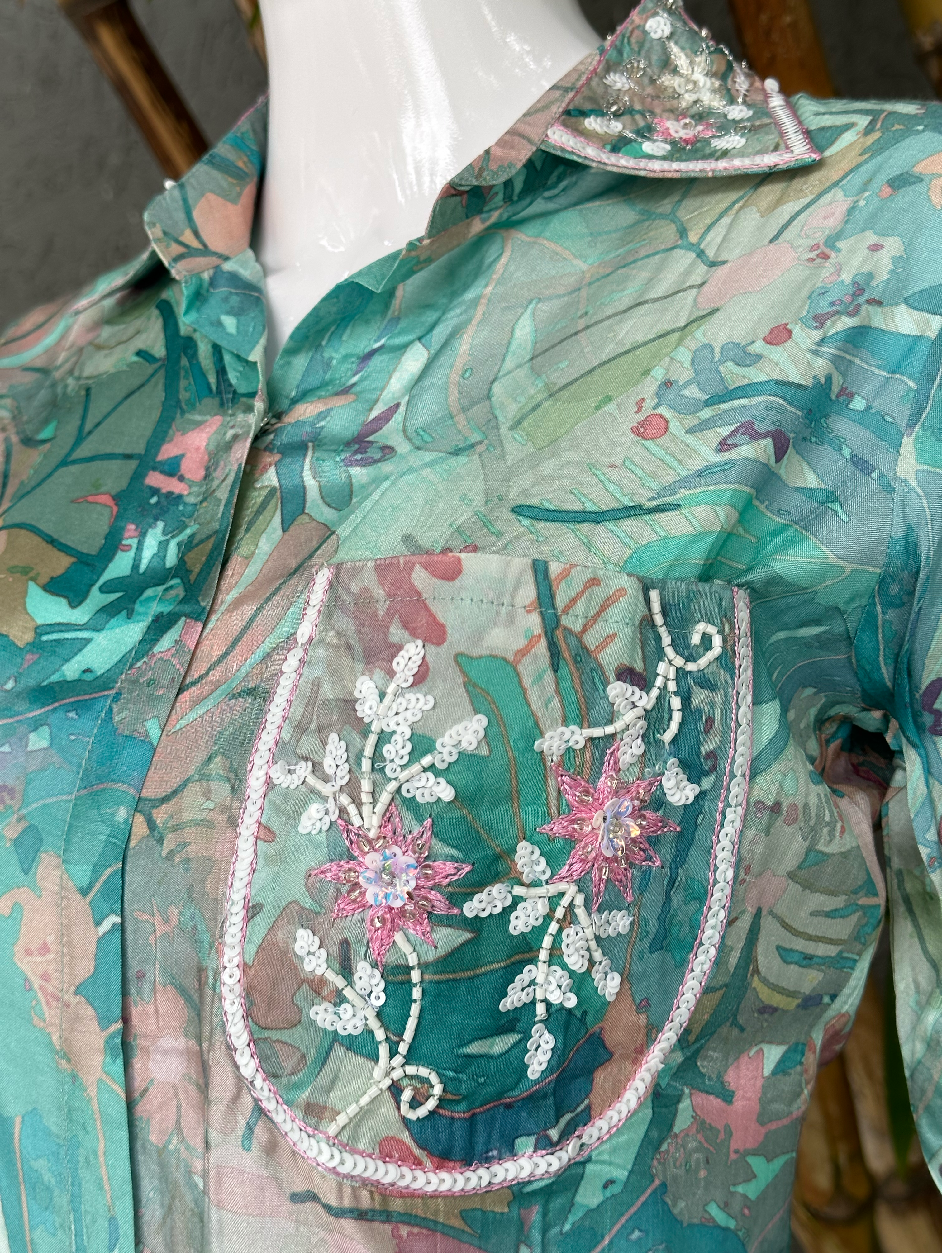 Image of Muslin Flower Print Coord Set with Hand work