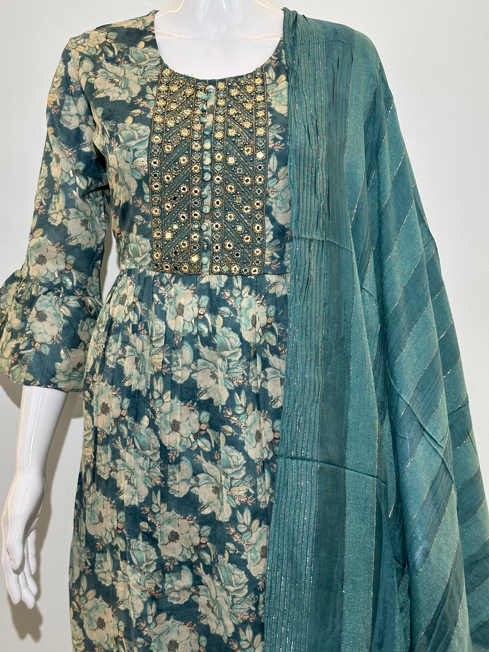 Naira Cut Cotton Kurti Set - 3 Piece