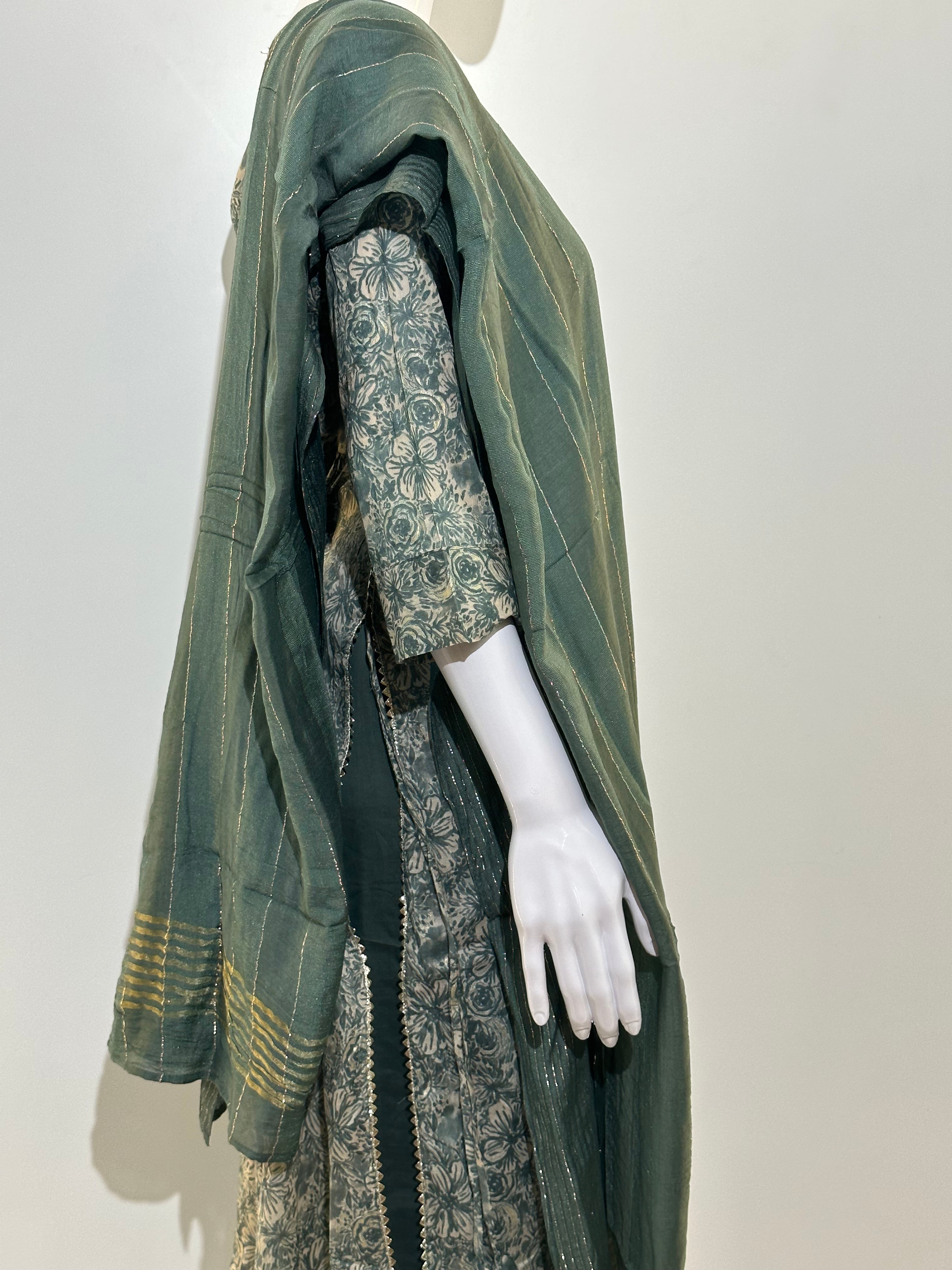 Image of 3 Piece Mull Cotton Kurti Set