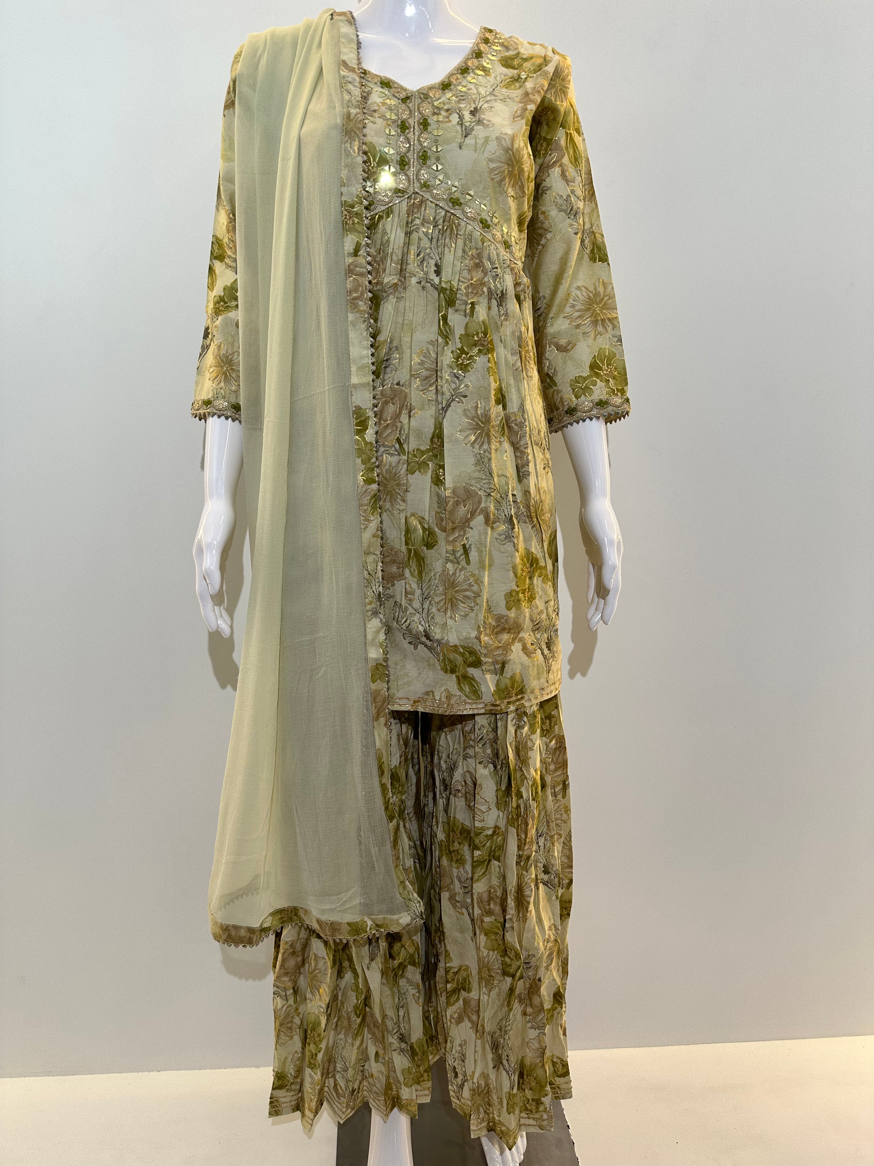 Image of Alia Cut with Sharara Pant - 3 Piece
