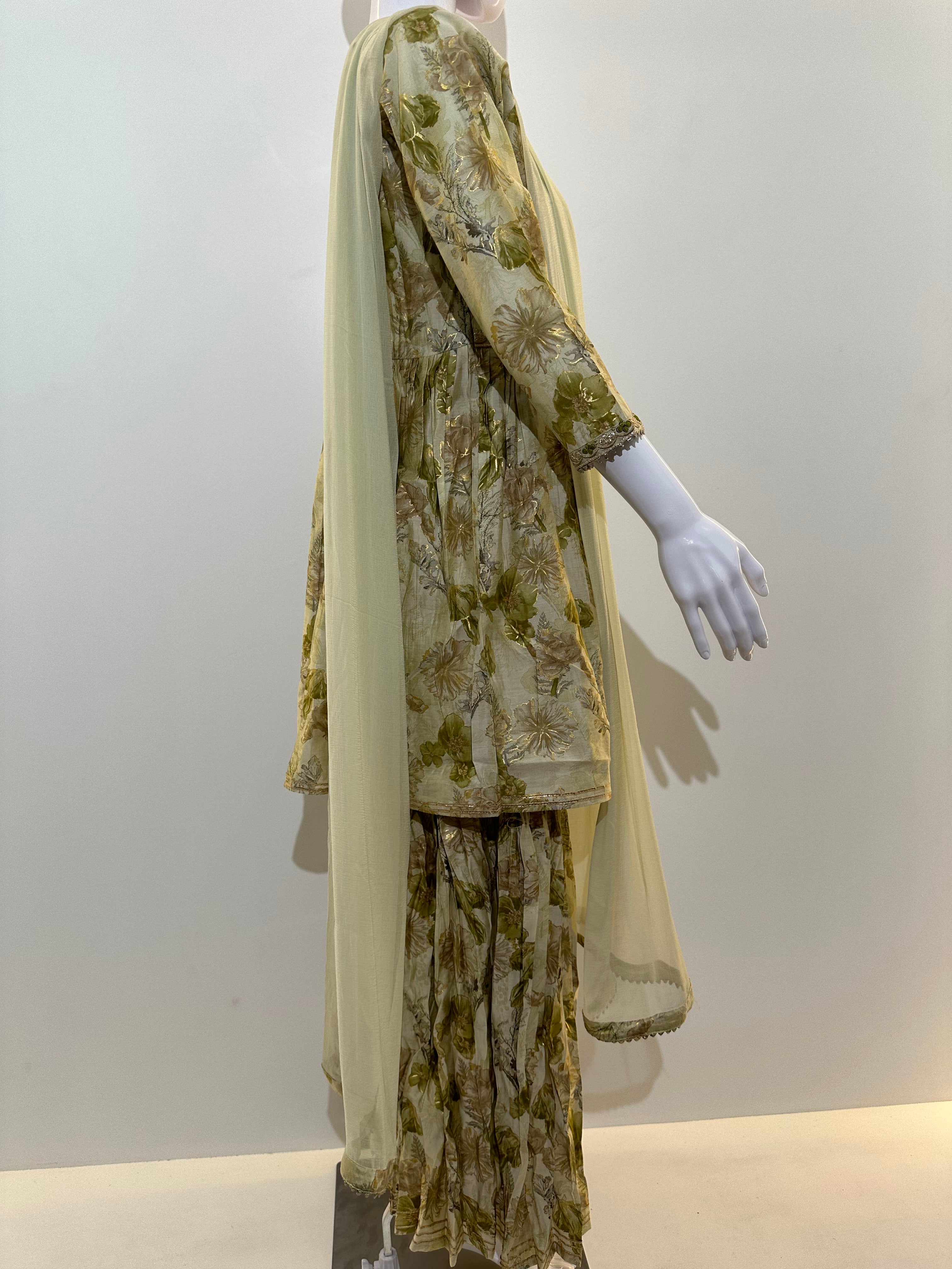 Image of Alia Cut with Sharara Pant - 3 Piece