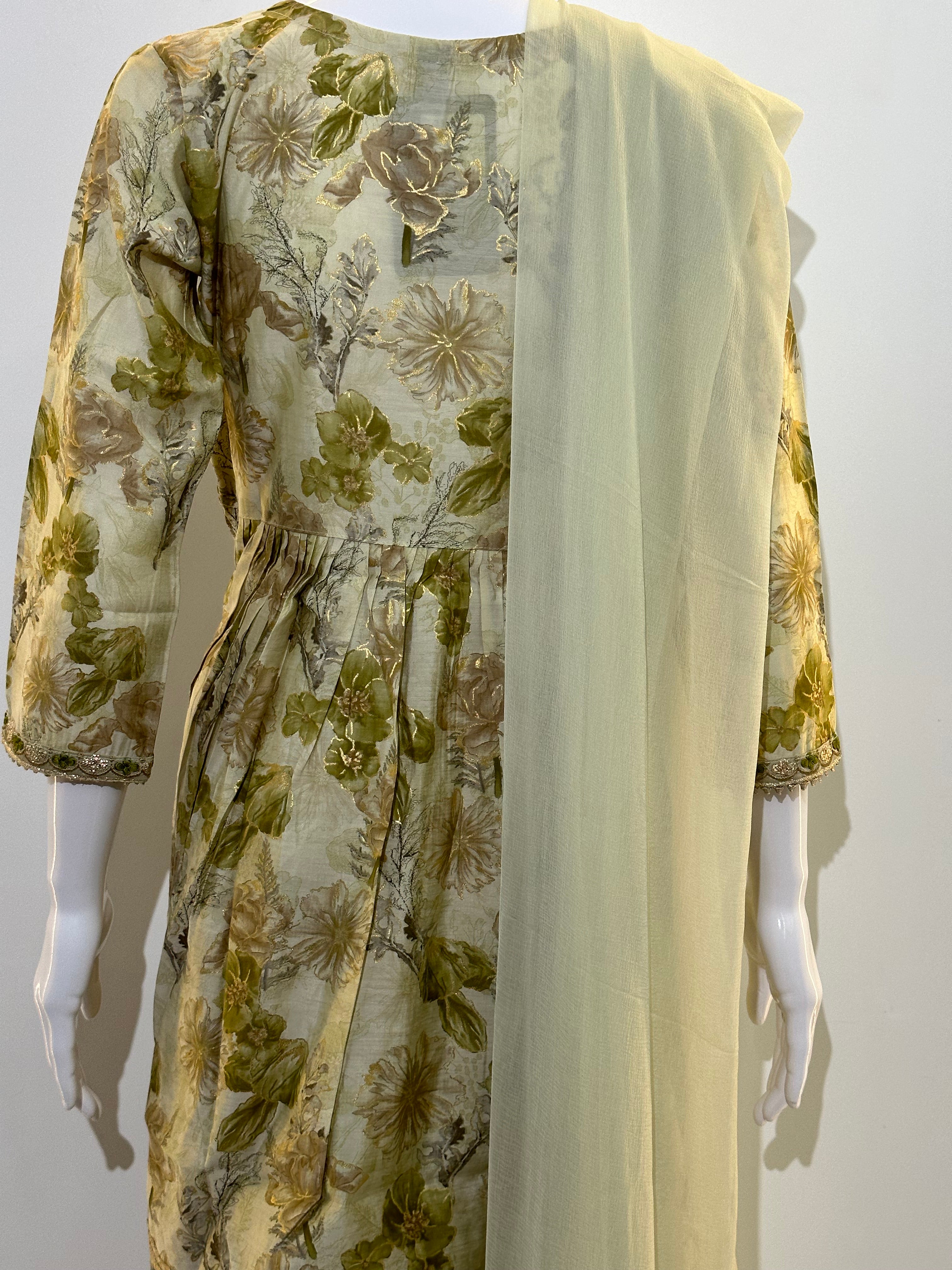 Image of Alia Cut with Sharara Pant - 3 Piece