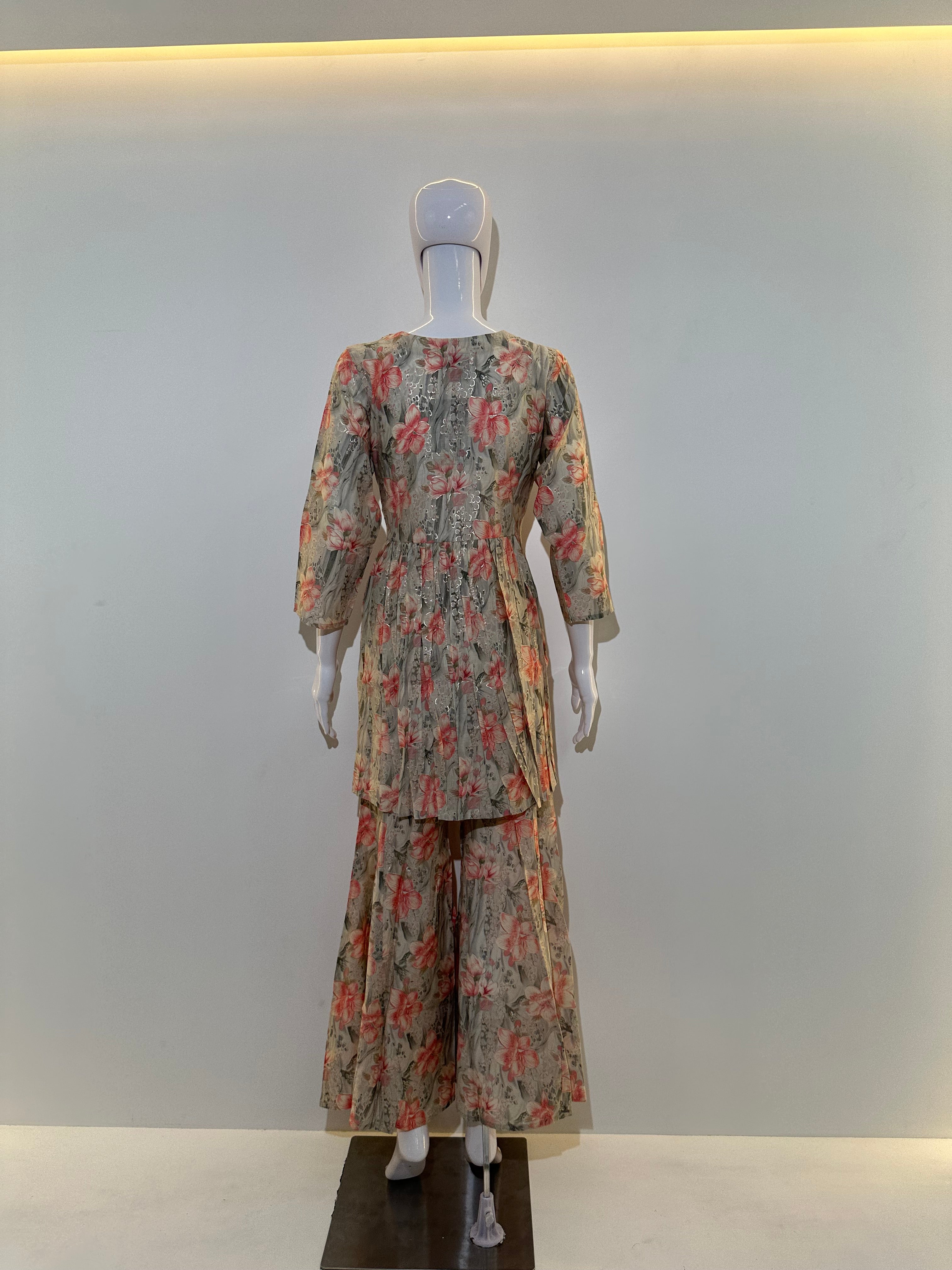 Image of Muslin Bell Bottom Kurti Set- 2 Piece