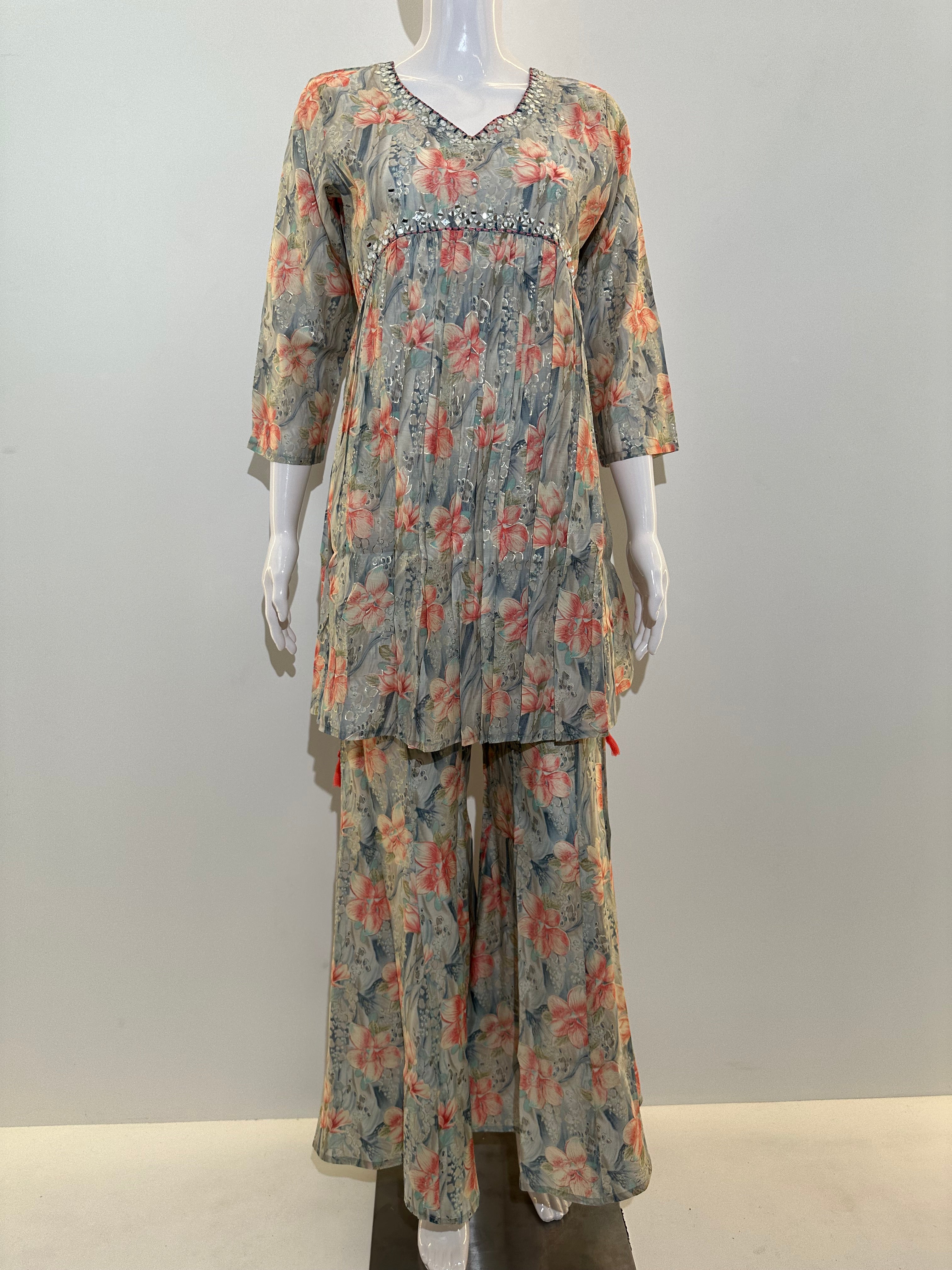 Image of Muslin Bell Bottom Kurti Set- 2 Piece