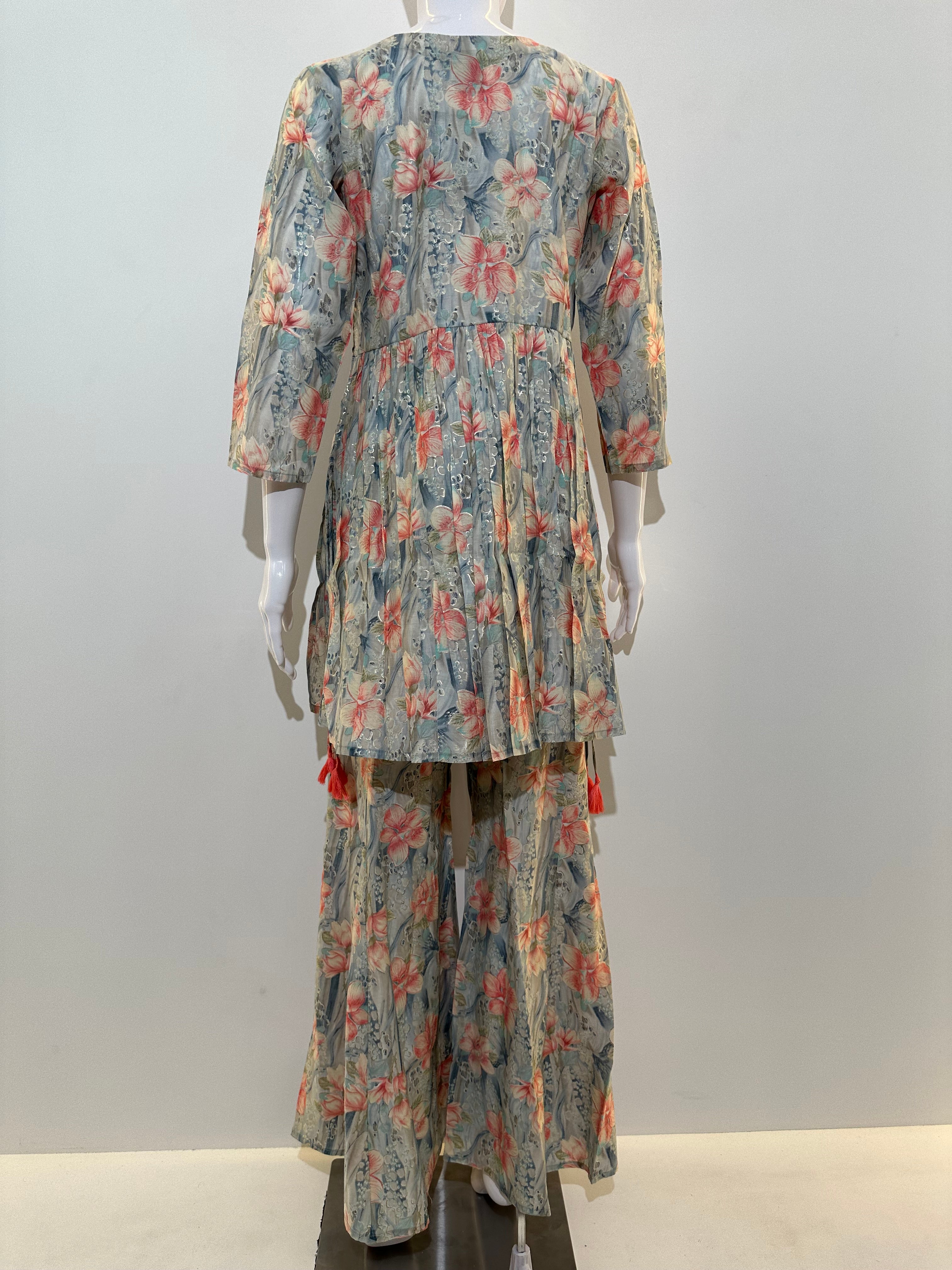 Image of Muslin Bell Bottom Kurti Set- 2 Piece