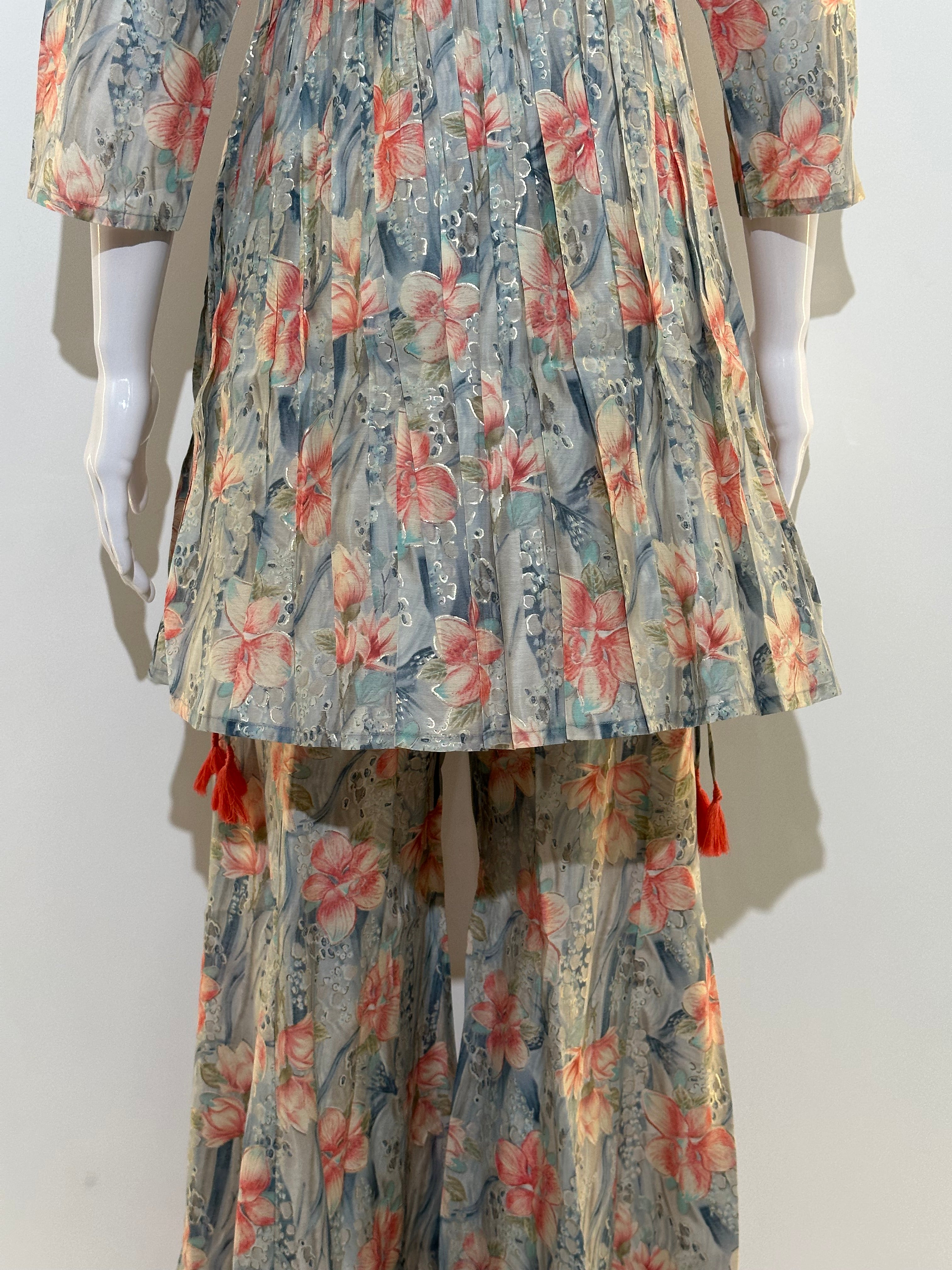 Image of Muslin Bell Bottom Kurti Set- 2 Piece